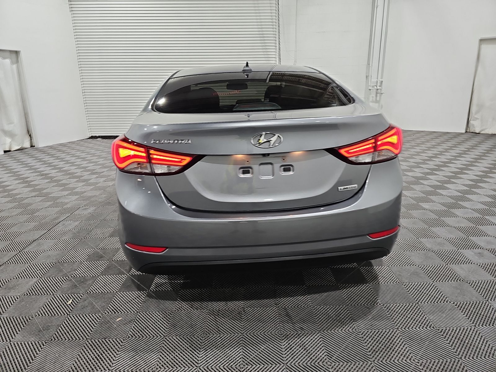 2016 Hyundai Elantra Limited FWD