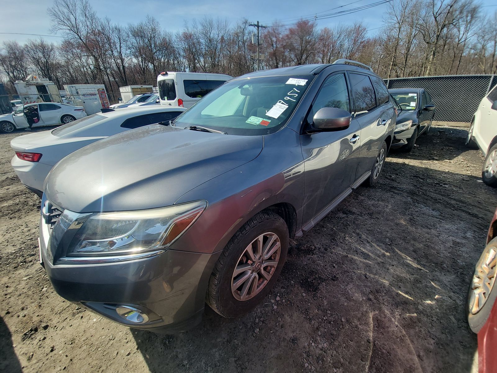 2016 Nissan Pathfinder SV AWD
