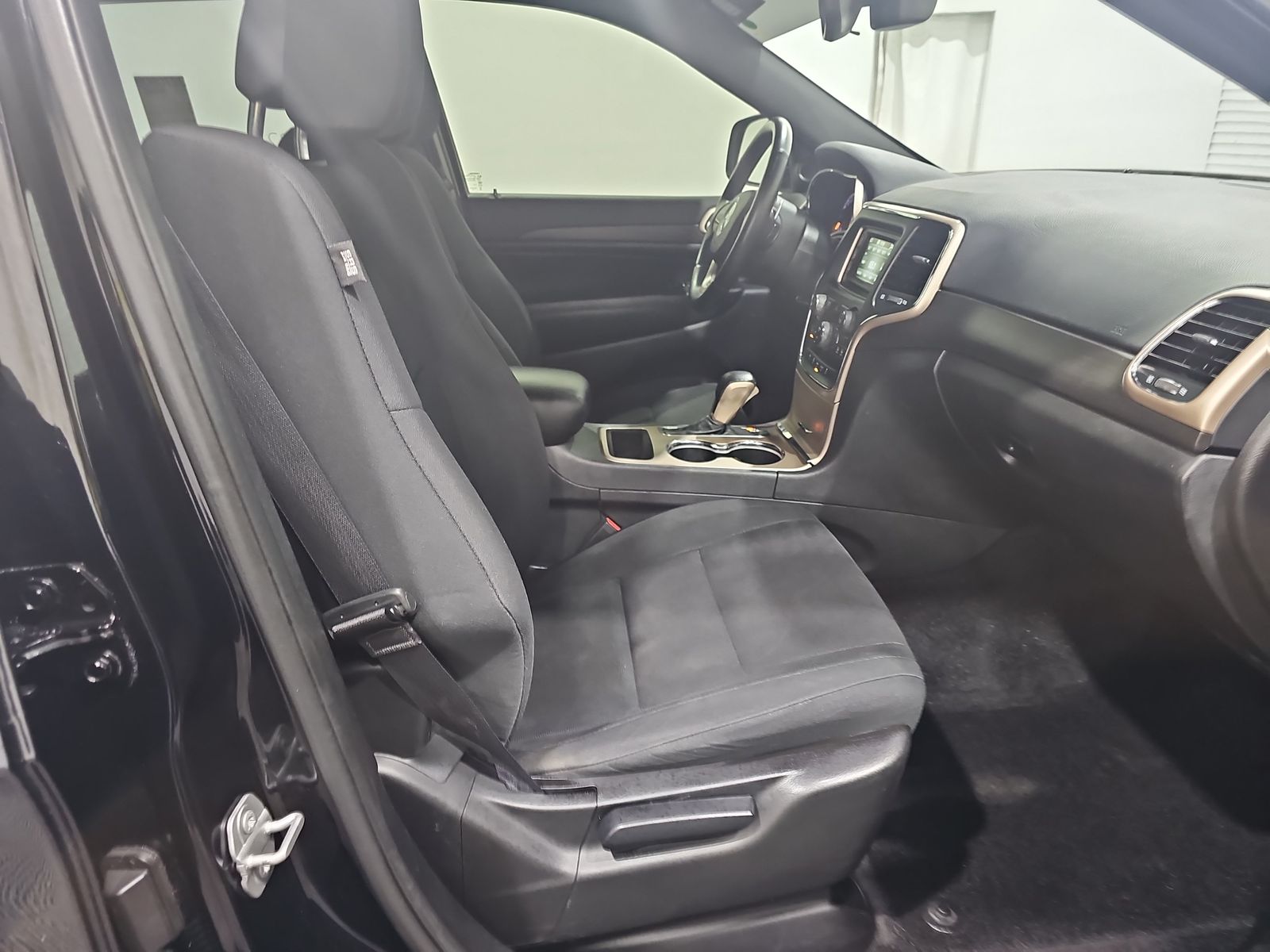 2017 Jeep Grand Cherokee Laredo RWD