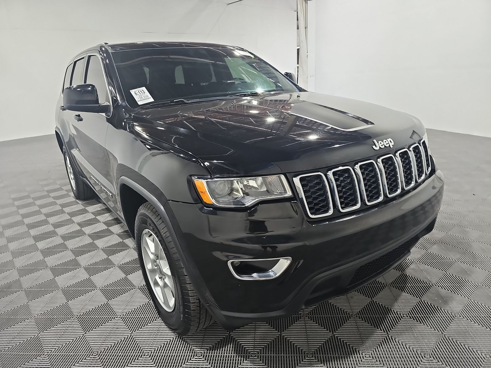 2017 Jeep Grand Cherokee Laredo RWD
