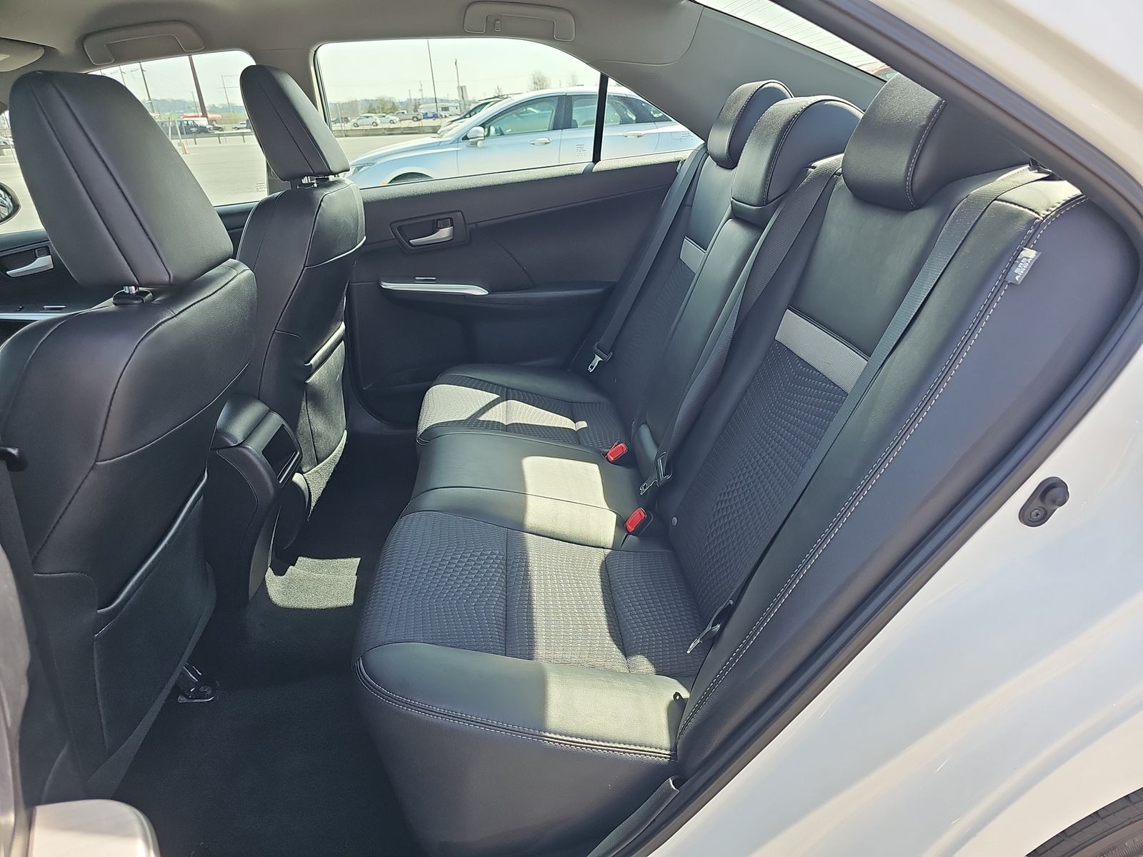 2012 Toyota Camry SE FWD