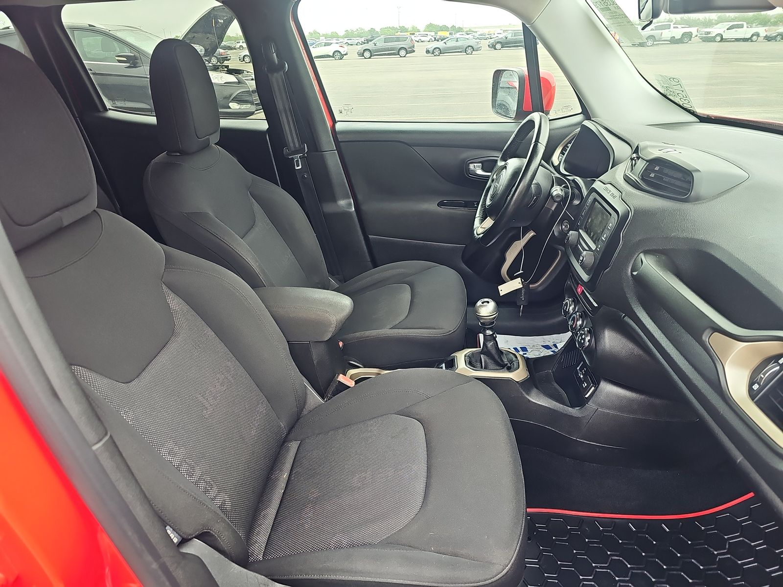 2015 Jeep Renegade Latitude FWD