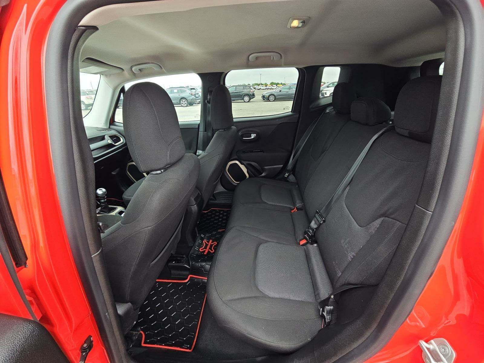 2015 Jeep Renegade Latitude FWD