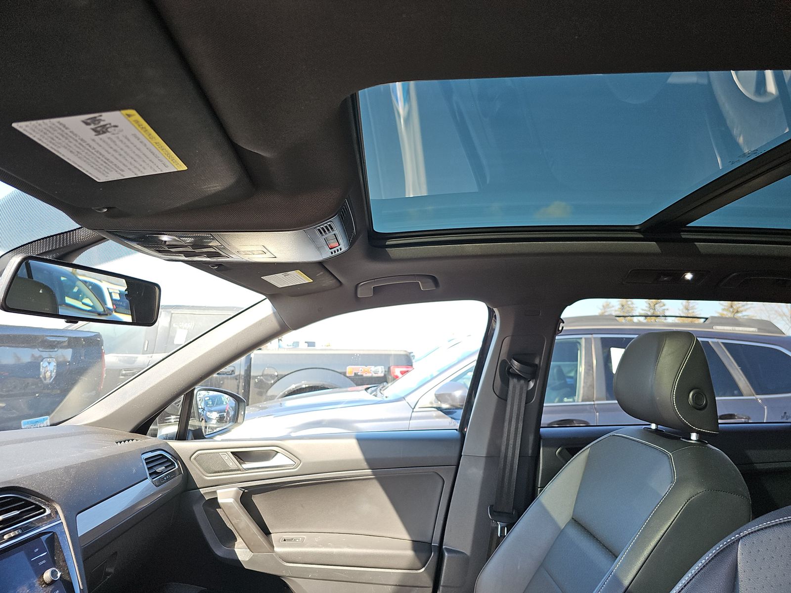 2021 Volkswagen Tiguan 2.0T SE R-Line Black AWD