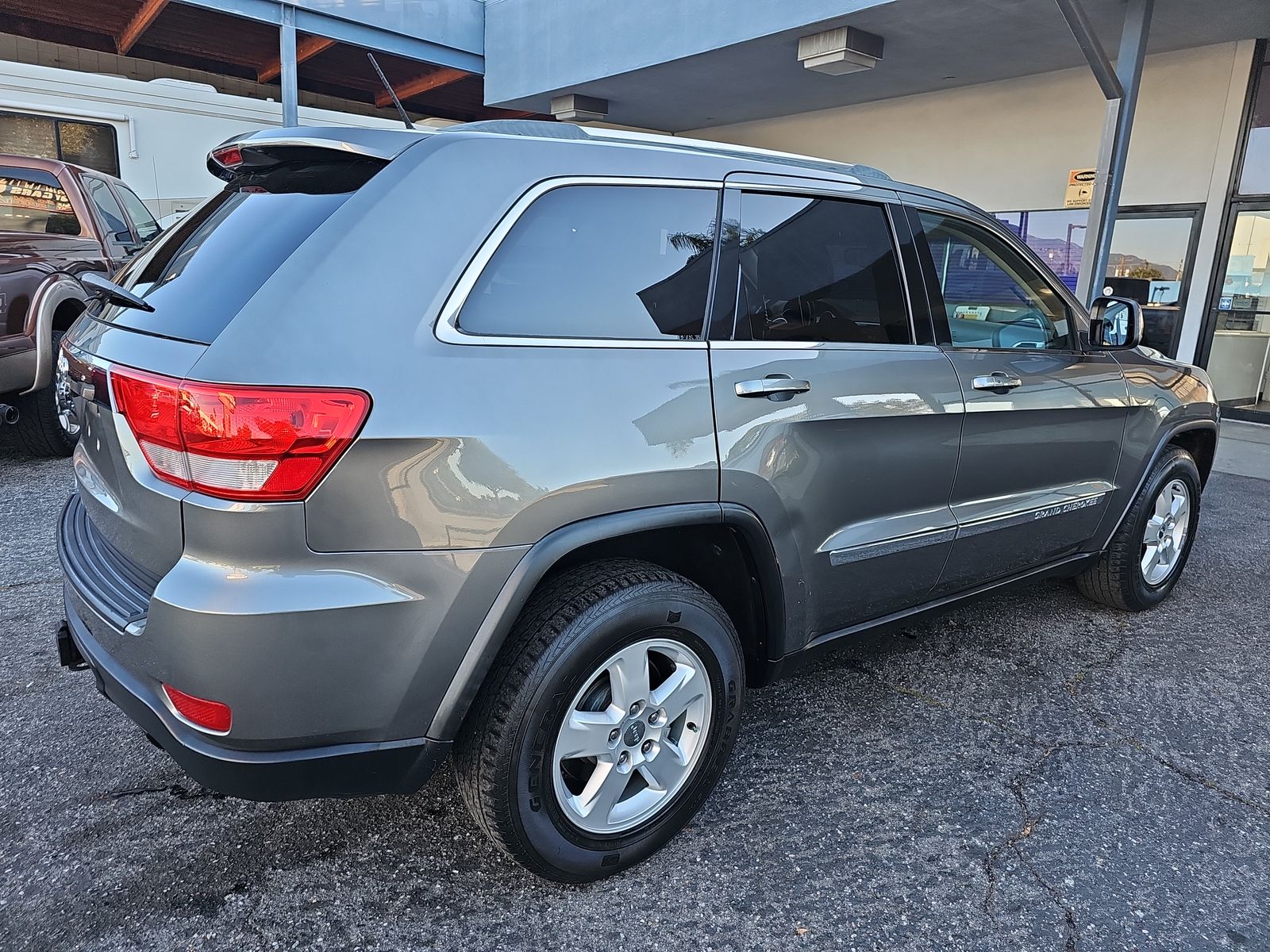 2012 Jeep Grand Cherokee Laredo AWD