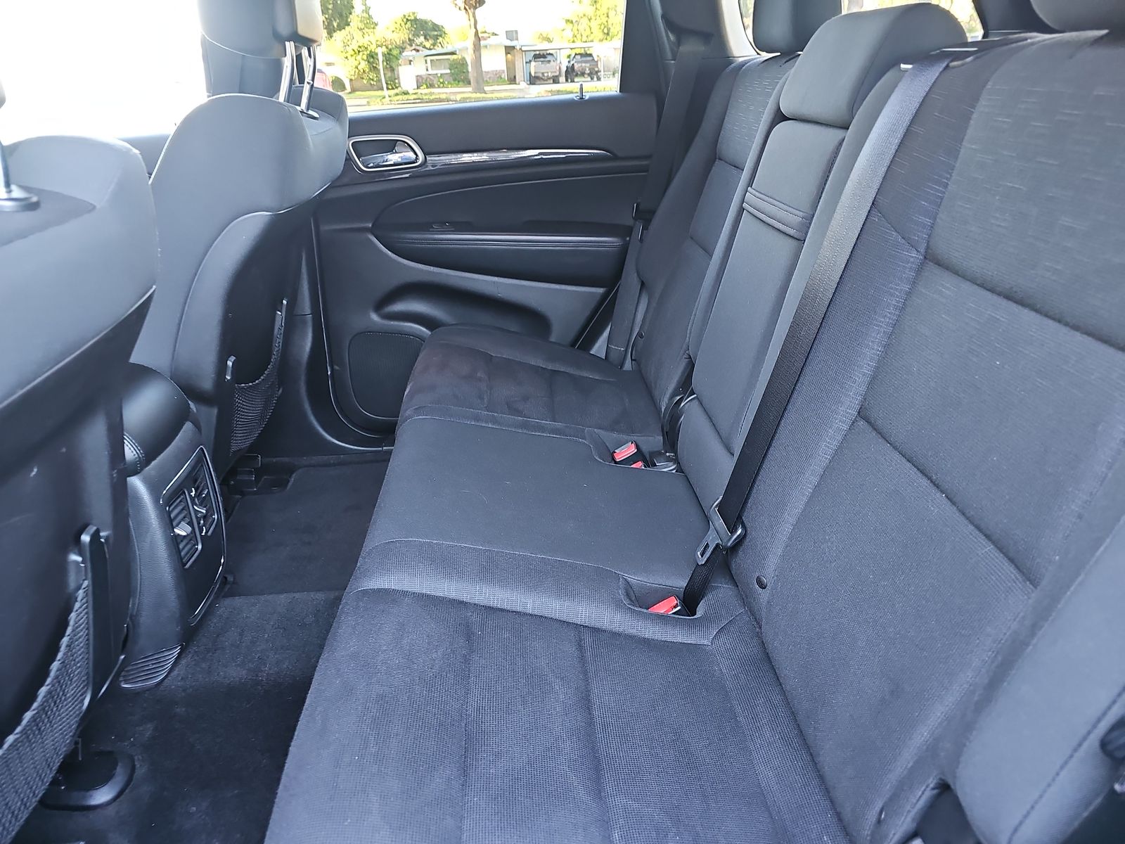 2012 Jeep Grand Cherokee Laredo AWD