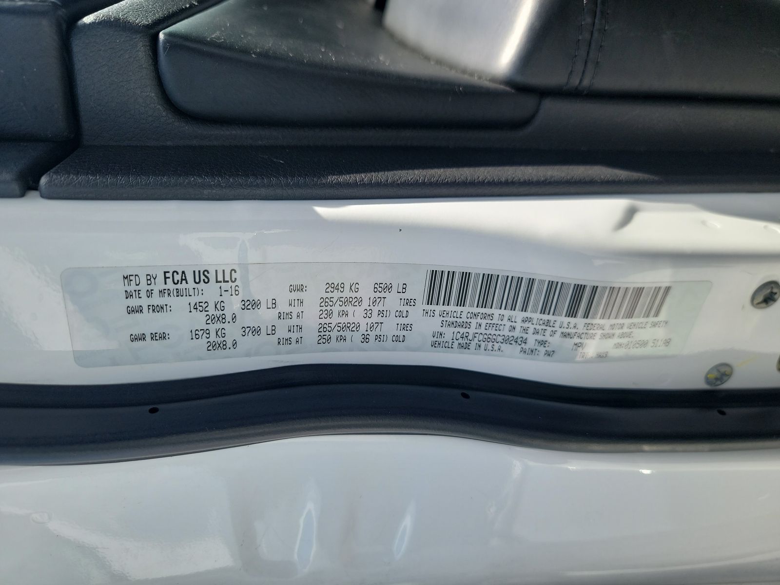 2016 Jeep Grand Cherokee Overland High Altitude Edition AWD