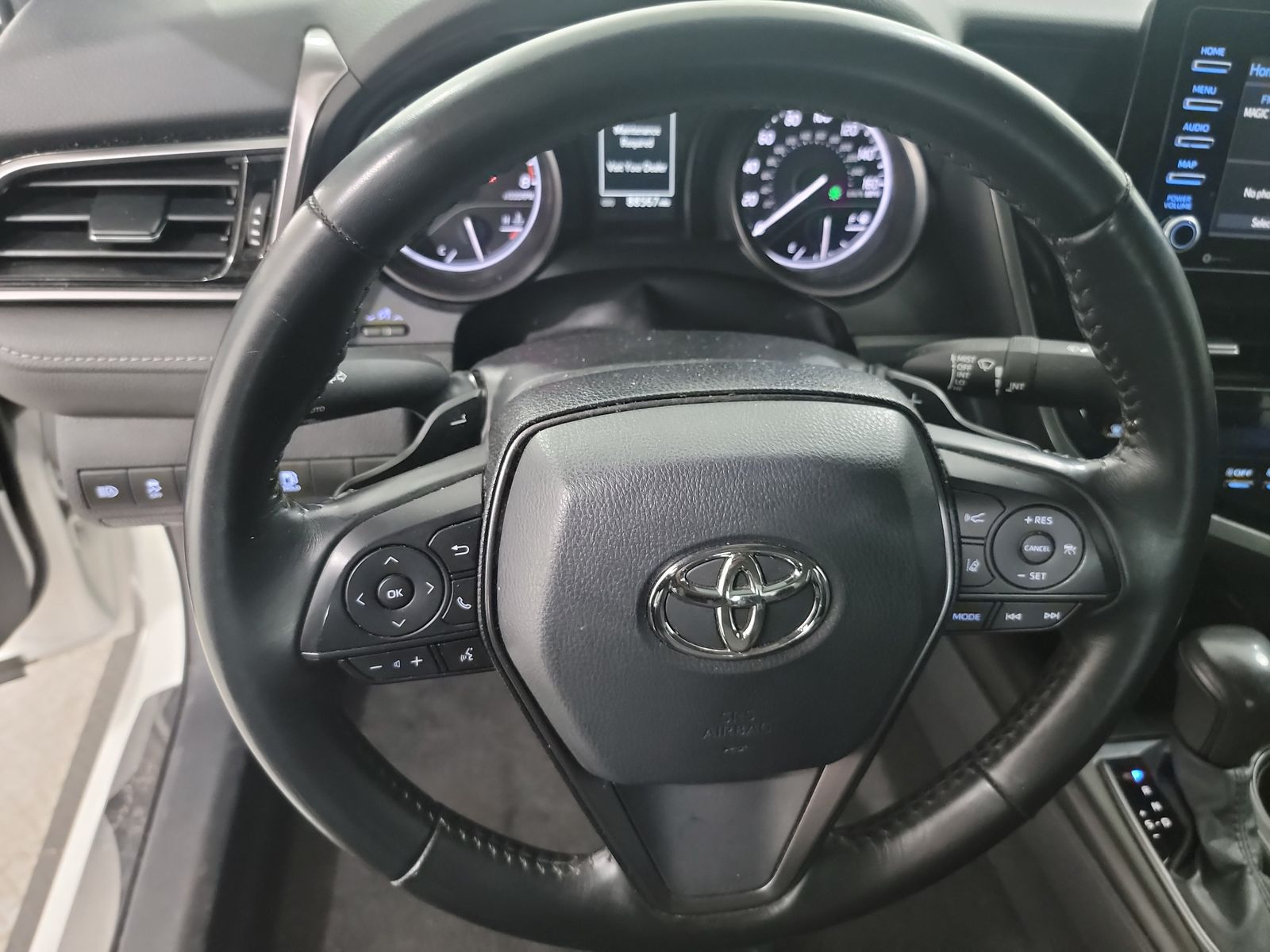 2022 Toyota Camry SE FWD