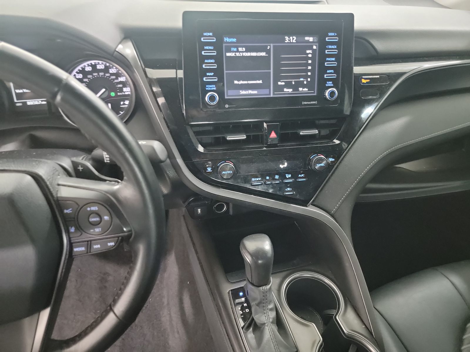 2022 Toyota Camry SE FWD