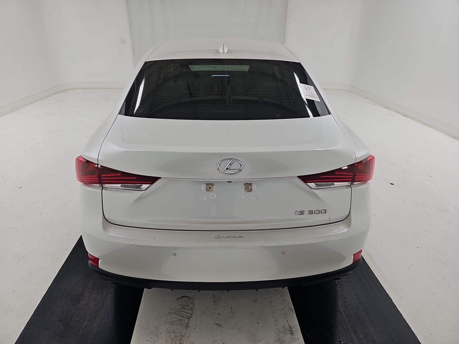 2018 Lexus IS IS 300 RWD