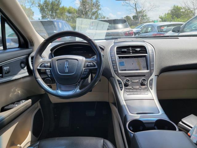 2019 Lincoln Nautilus Reserve AWD