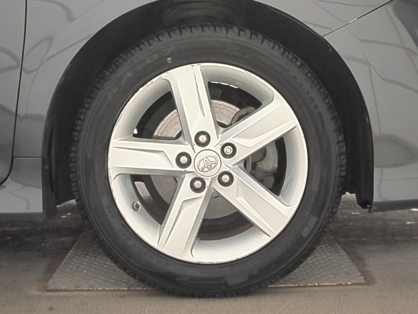 2013 Toyota Camry SE FWD