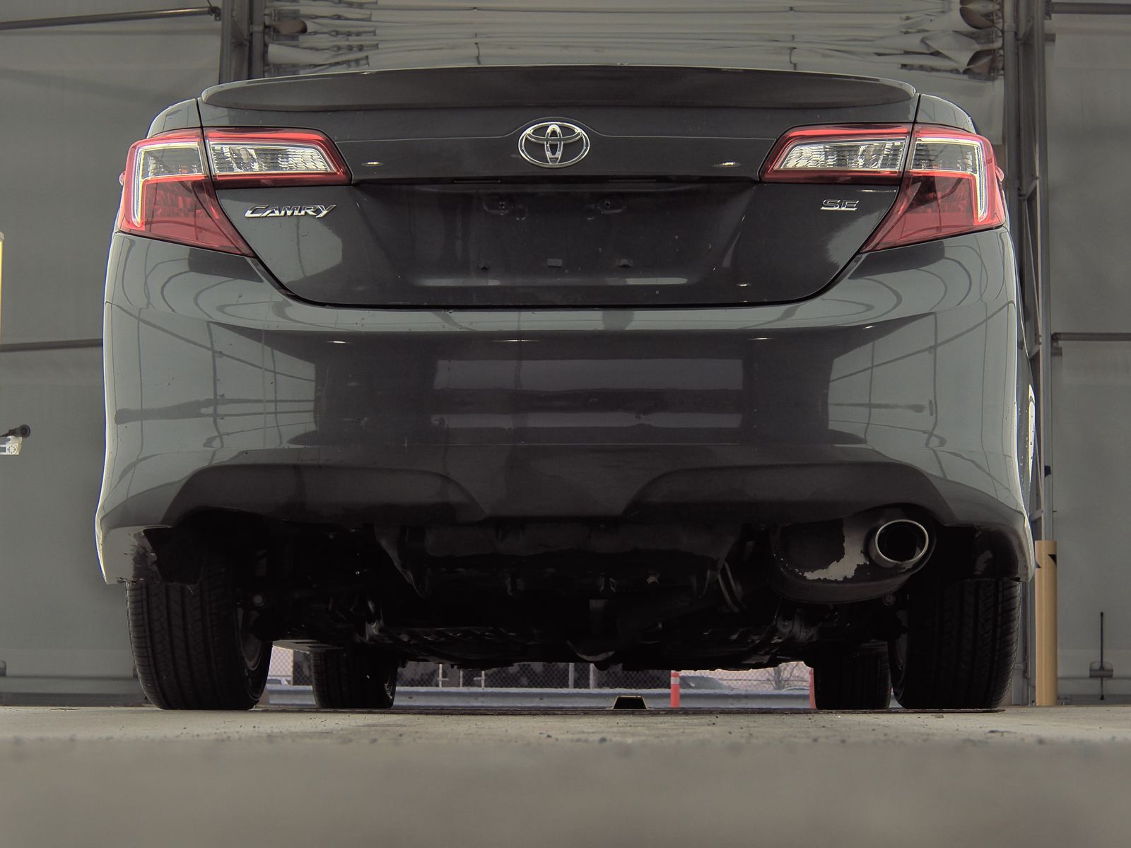 2013 Toyota Camry SE FWD