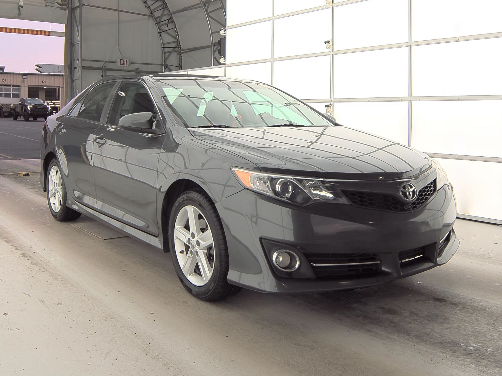 2013 Toyota Camry SE FWD