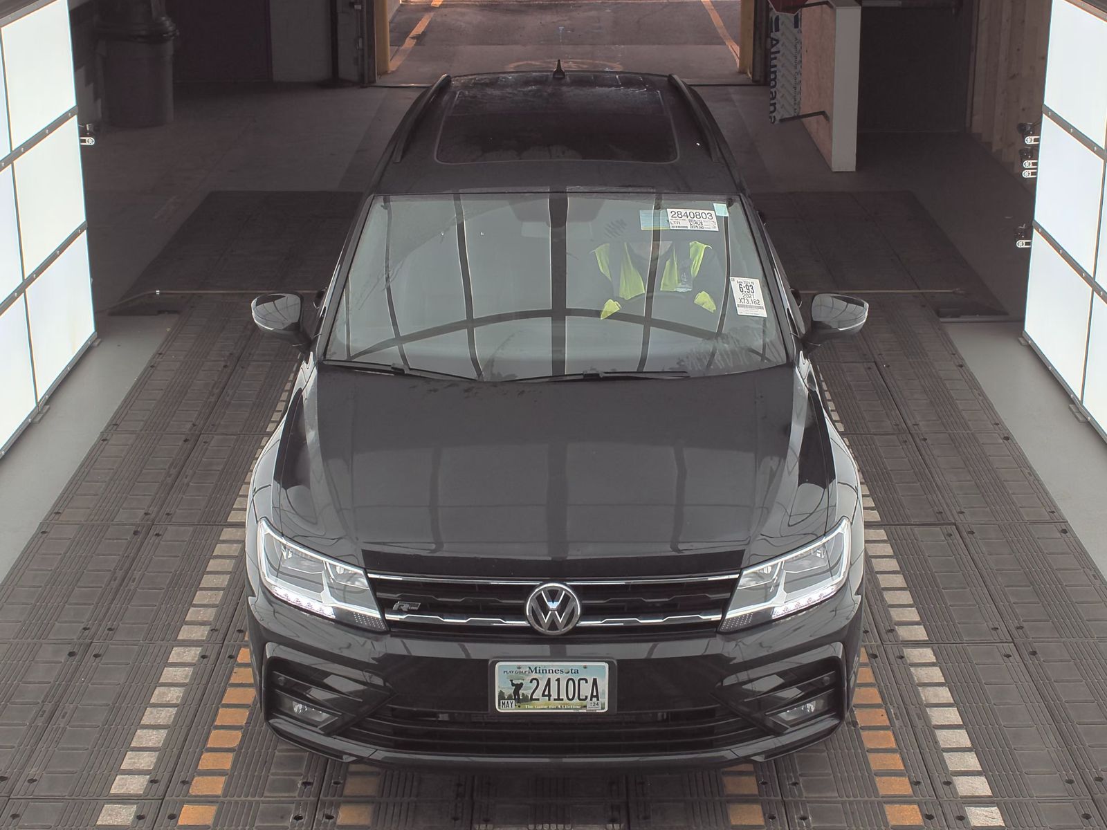 2021 Volkswagen Tiguan 2.0T SE R-Line Black AWD