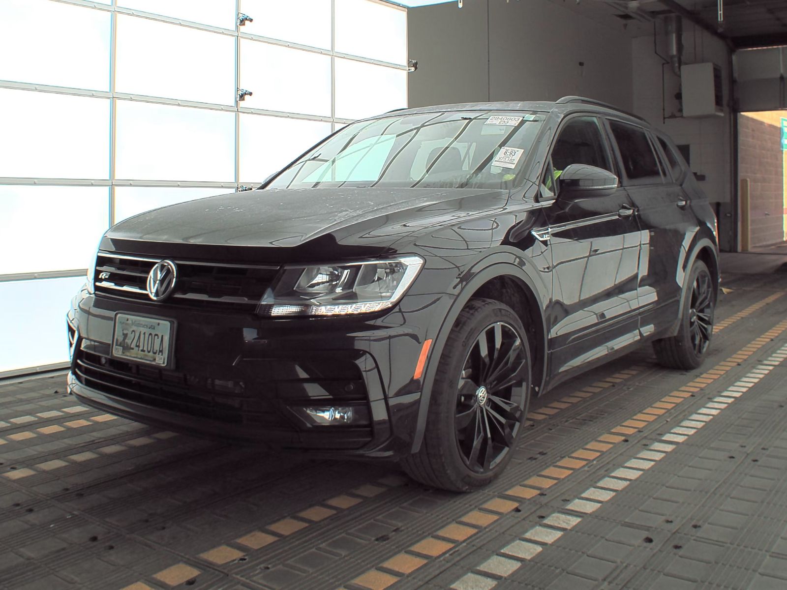 2021 Volkswagen Tiguan 2.0T SE R-Line Black AWD