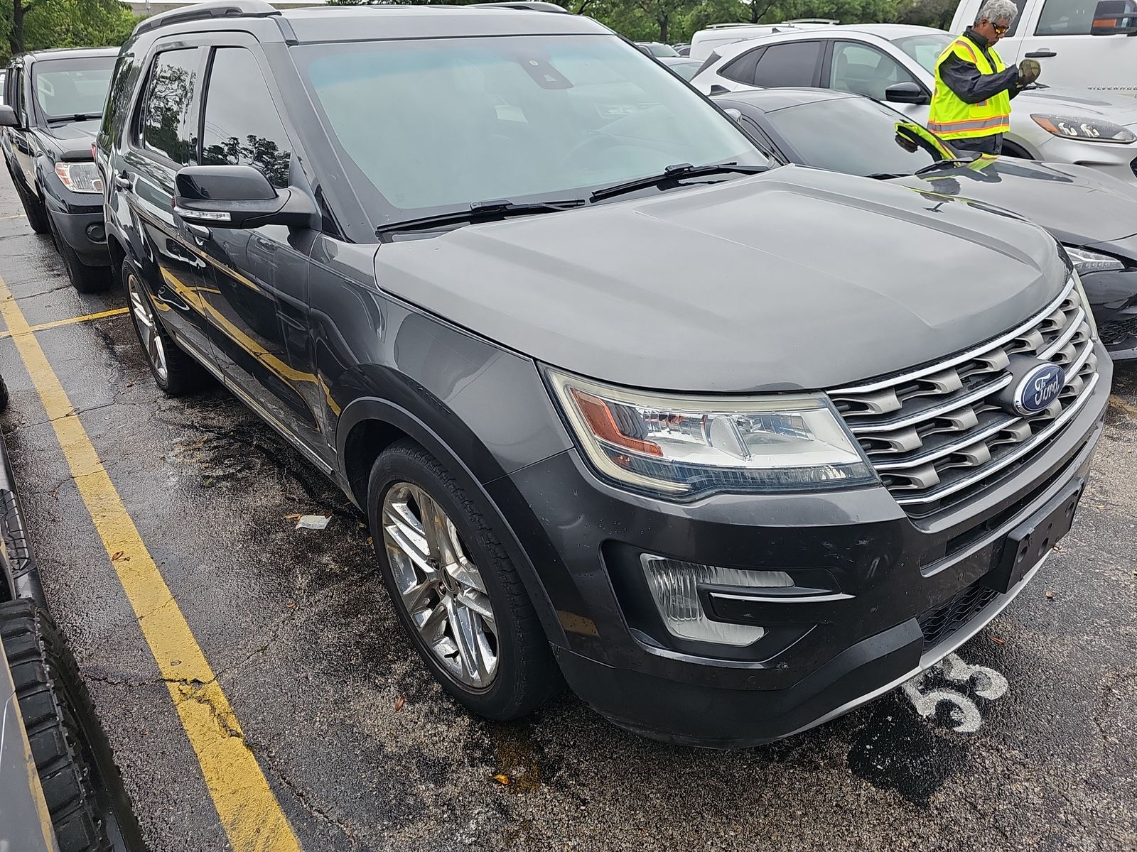2016 Ford Explorer XLT FWD