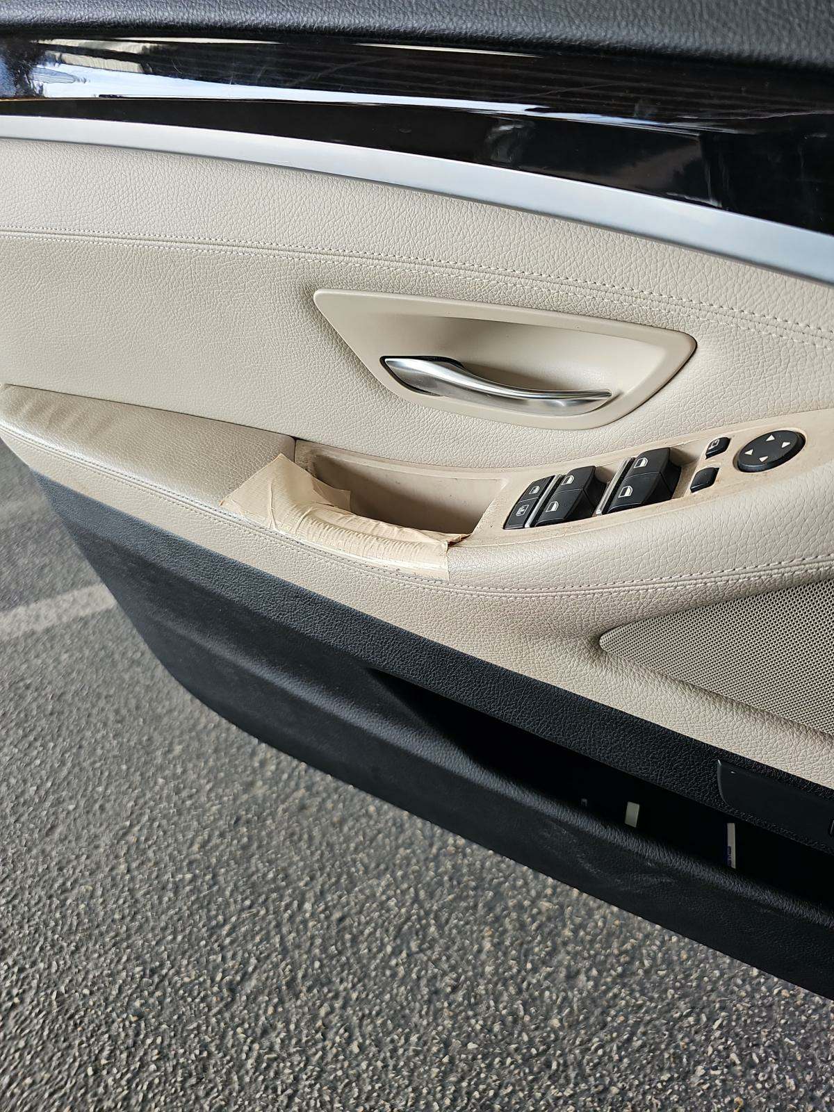 2011 BMW 5 Series 528i RWD