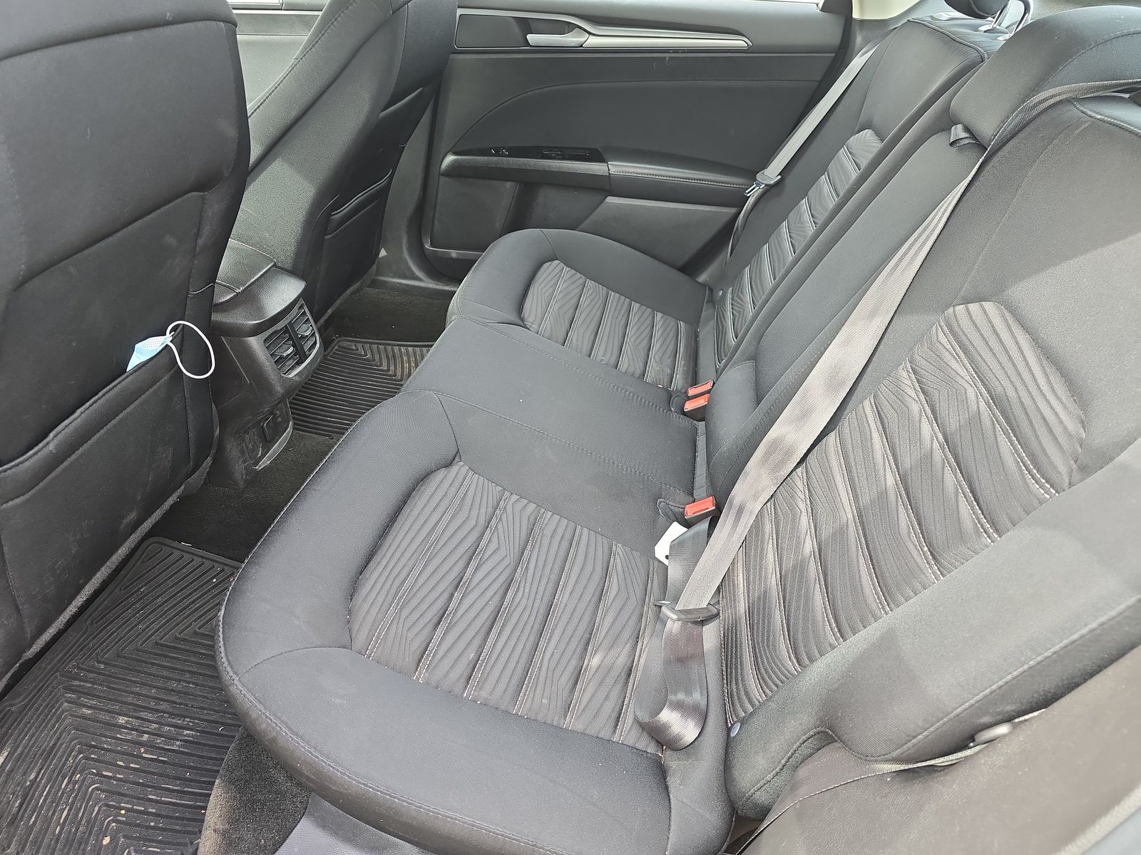 2016 Ford Fusion SE FWD