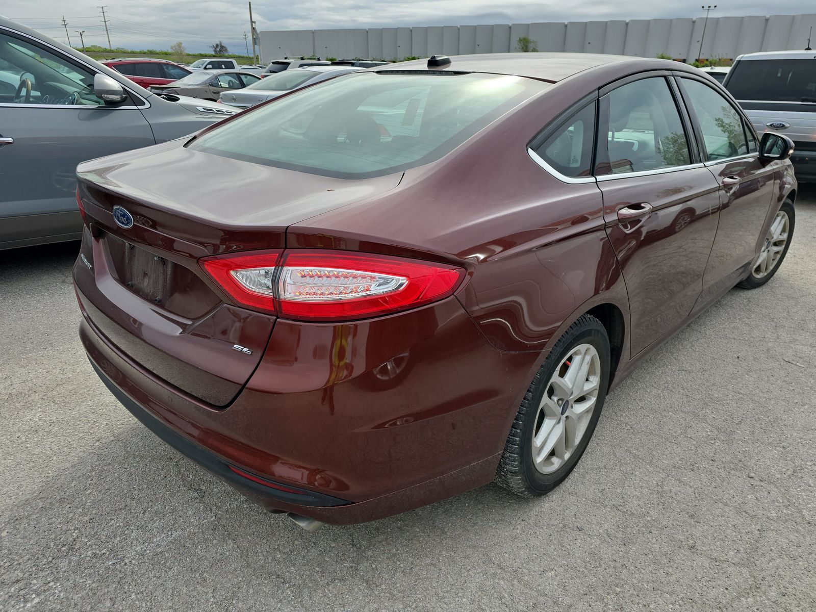 2016 Ford Fusion SE FWD