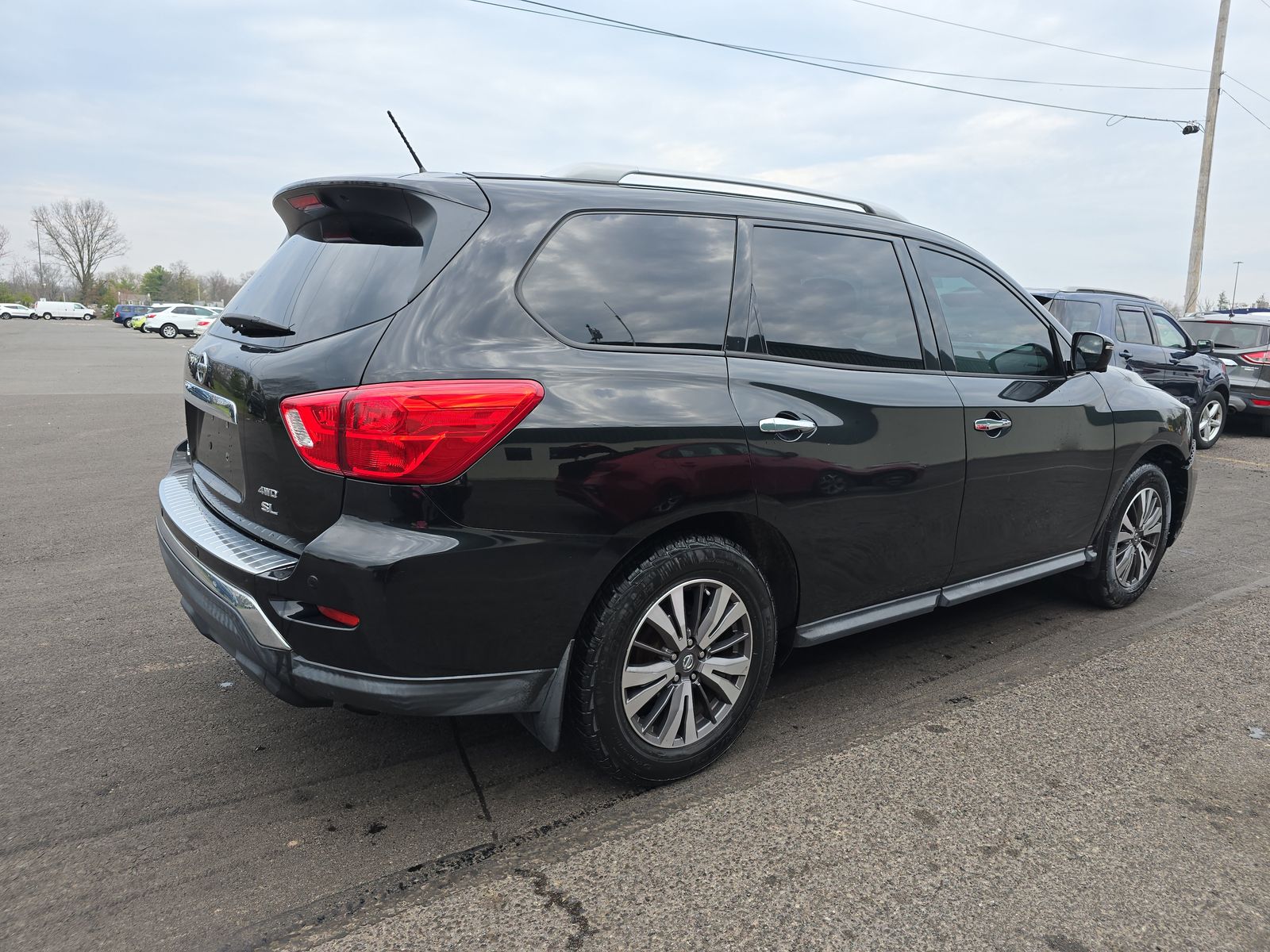 2017 Nissan Pathfinder SL AWD