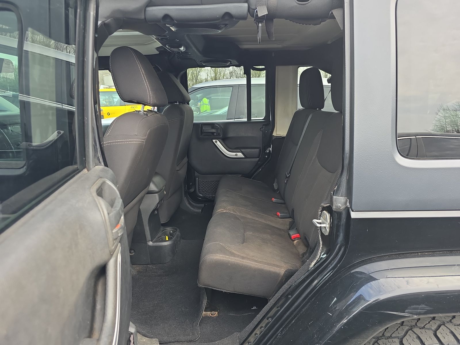 2013 Jeep Wrangler Unlimited Sahara AWD