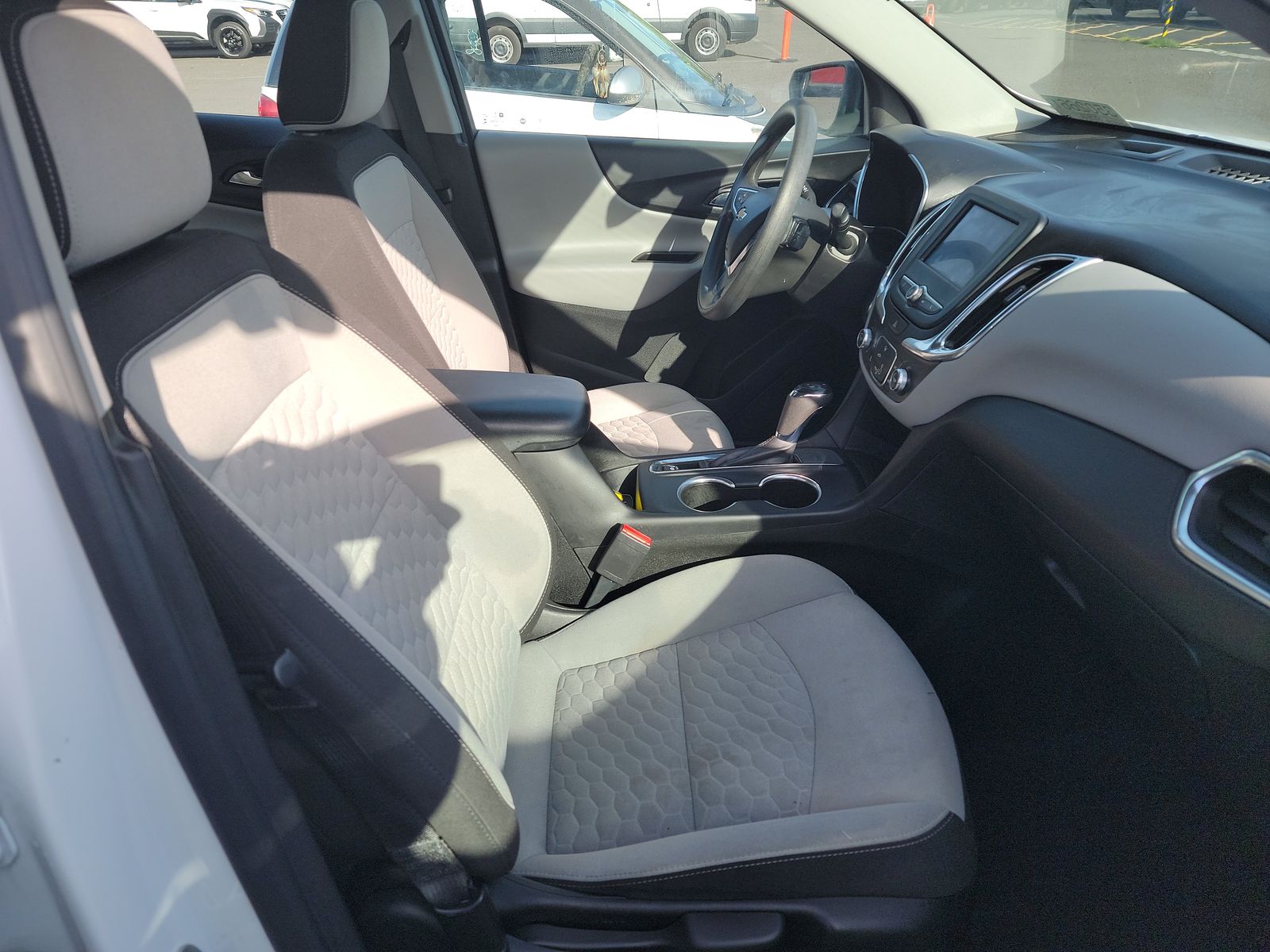 2021 Chevrolet Equinox LS FWD