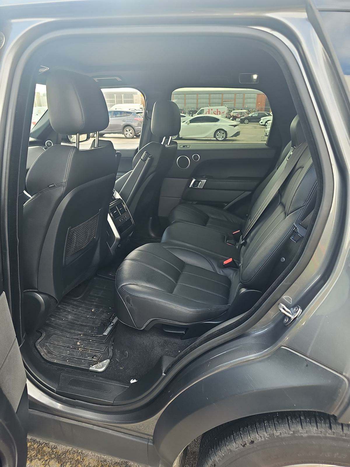 2016 Land Rover Range Rover Sport SE AWD