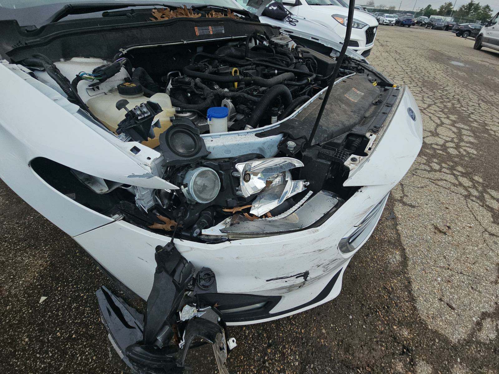 2020 Ford Fusion SE FWD