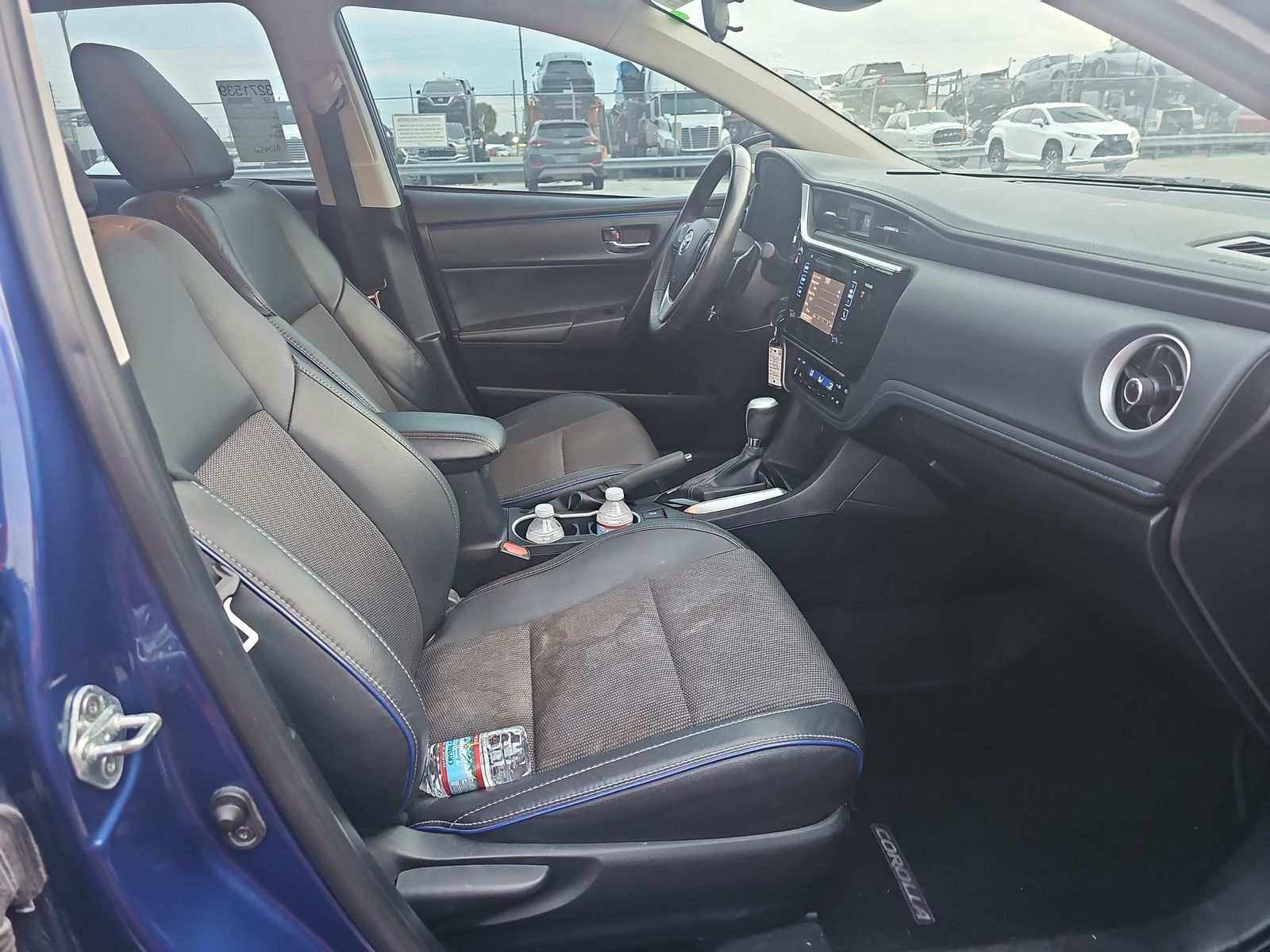 2017 Toyota Corolla SE FWD