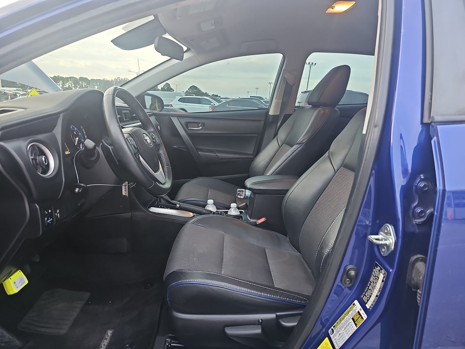 2017 Toyota Corolla SE FWD