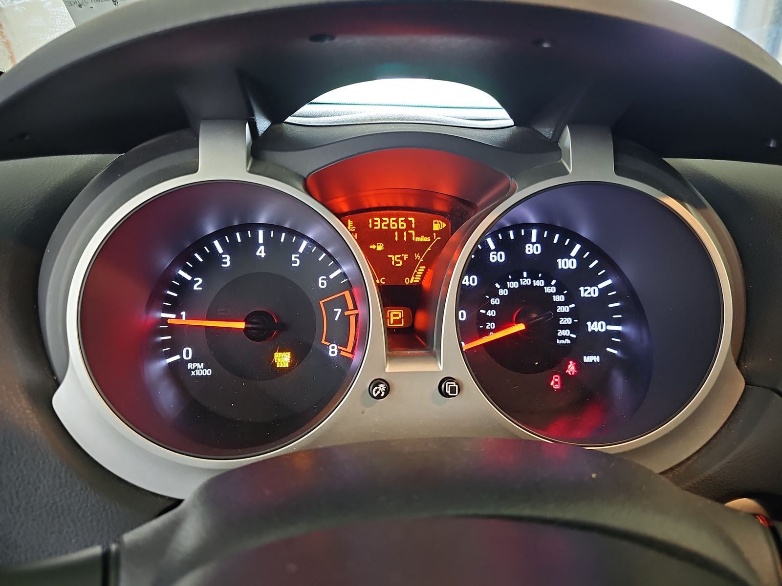 2015 Nissan JUKE S FWD