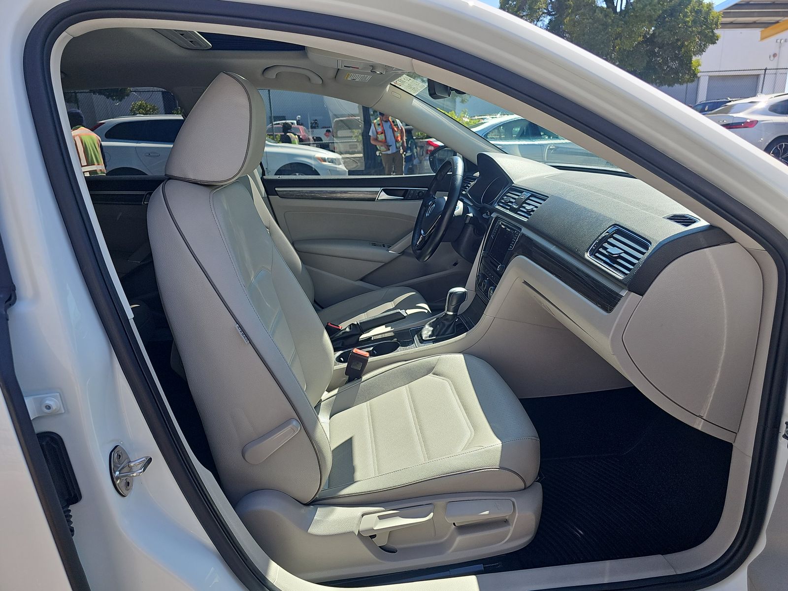 2018 Volkswagen Passat 2.0T SE FWD