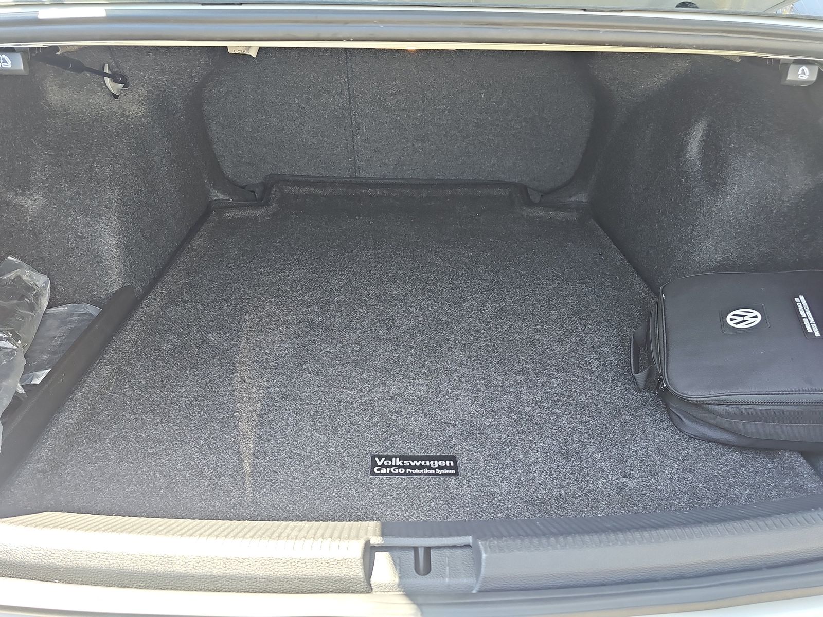 2018 Volkswagen Passat 2.0T SE FWD