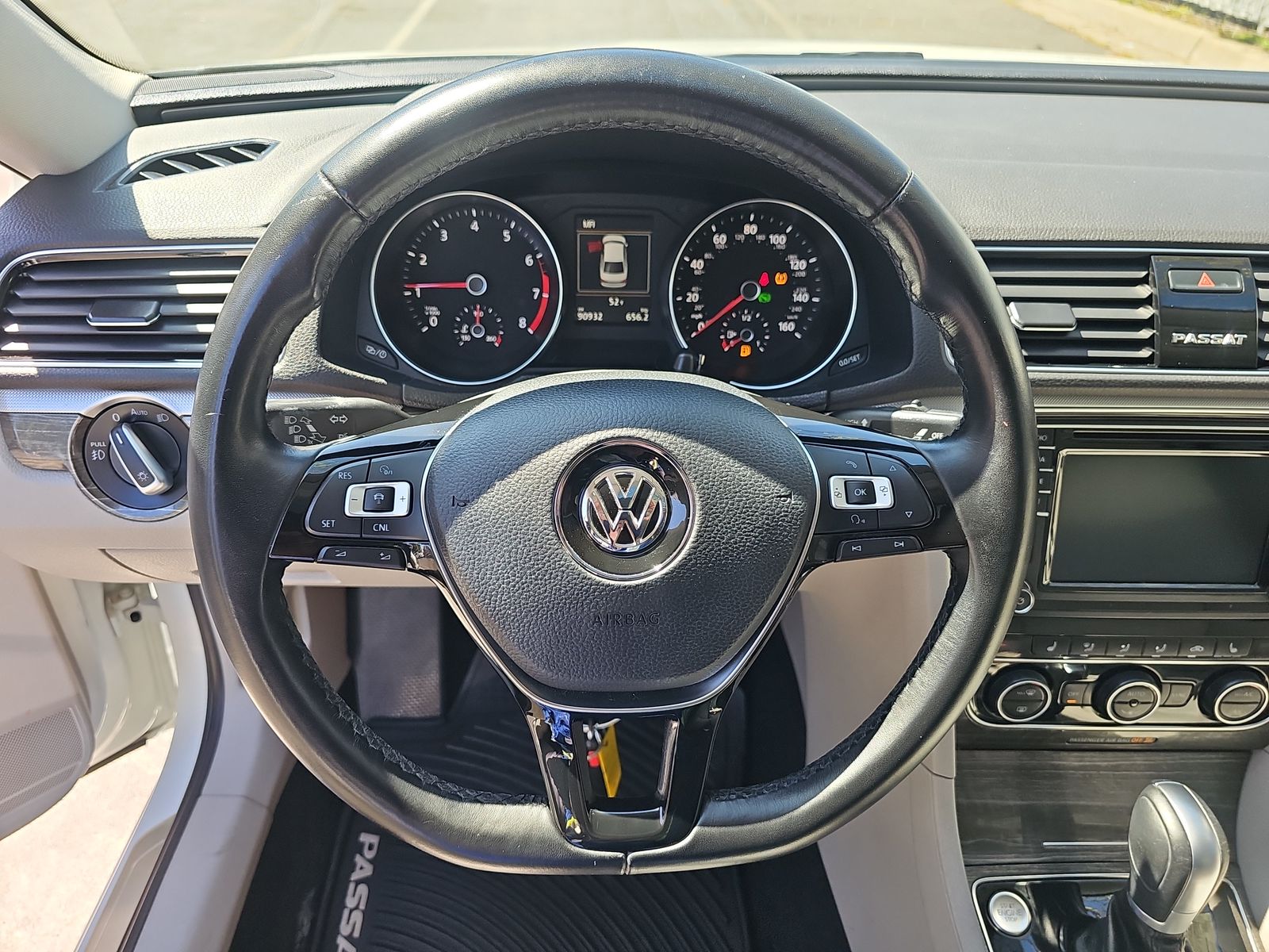 2018 Volkswagen Passat 2.0T SE FWD