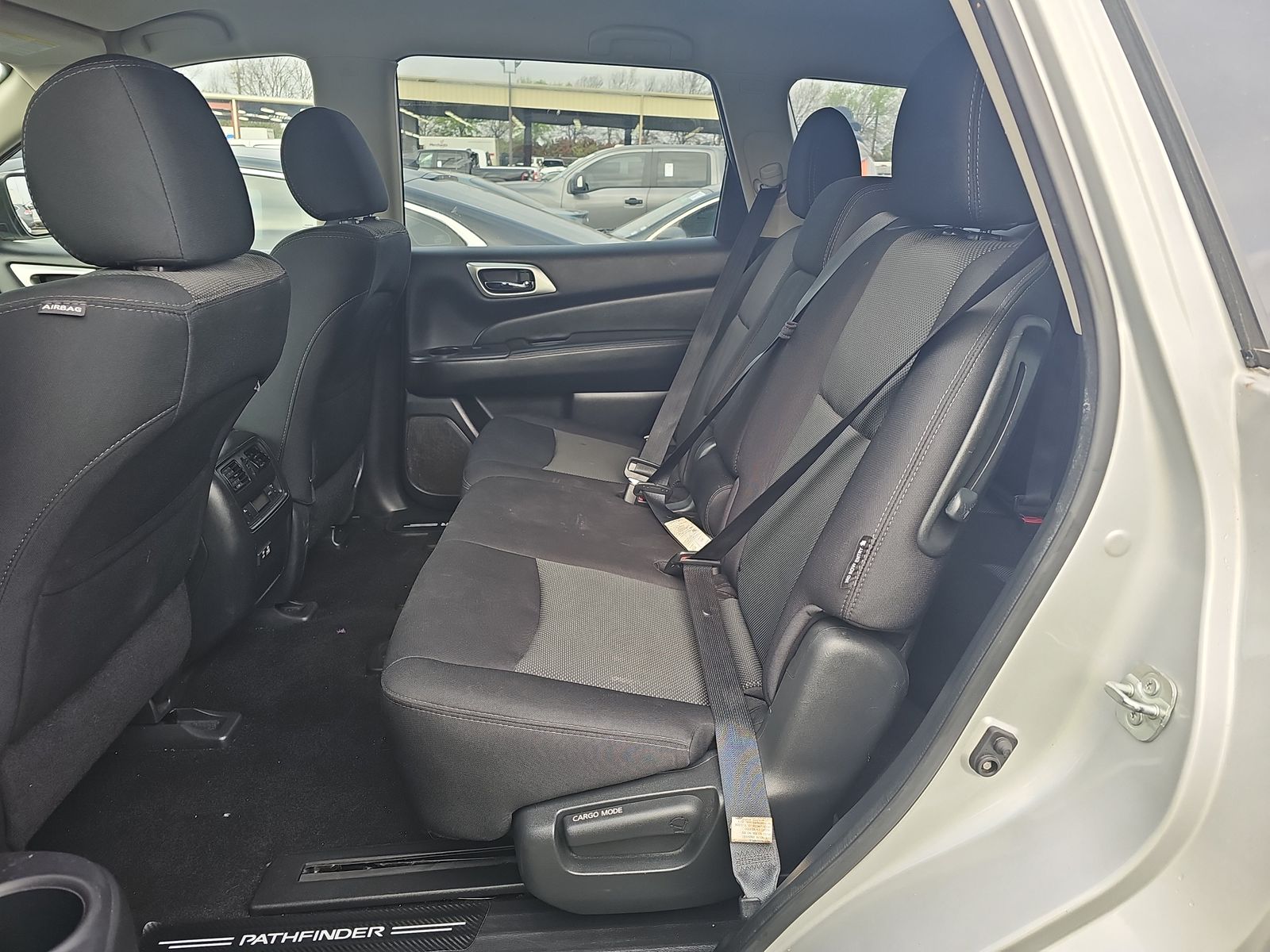 2019 Nissan Pathfinder SV FWD