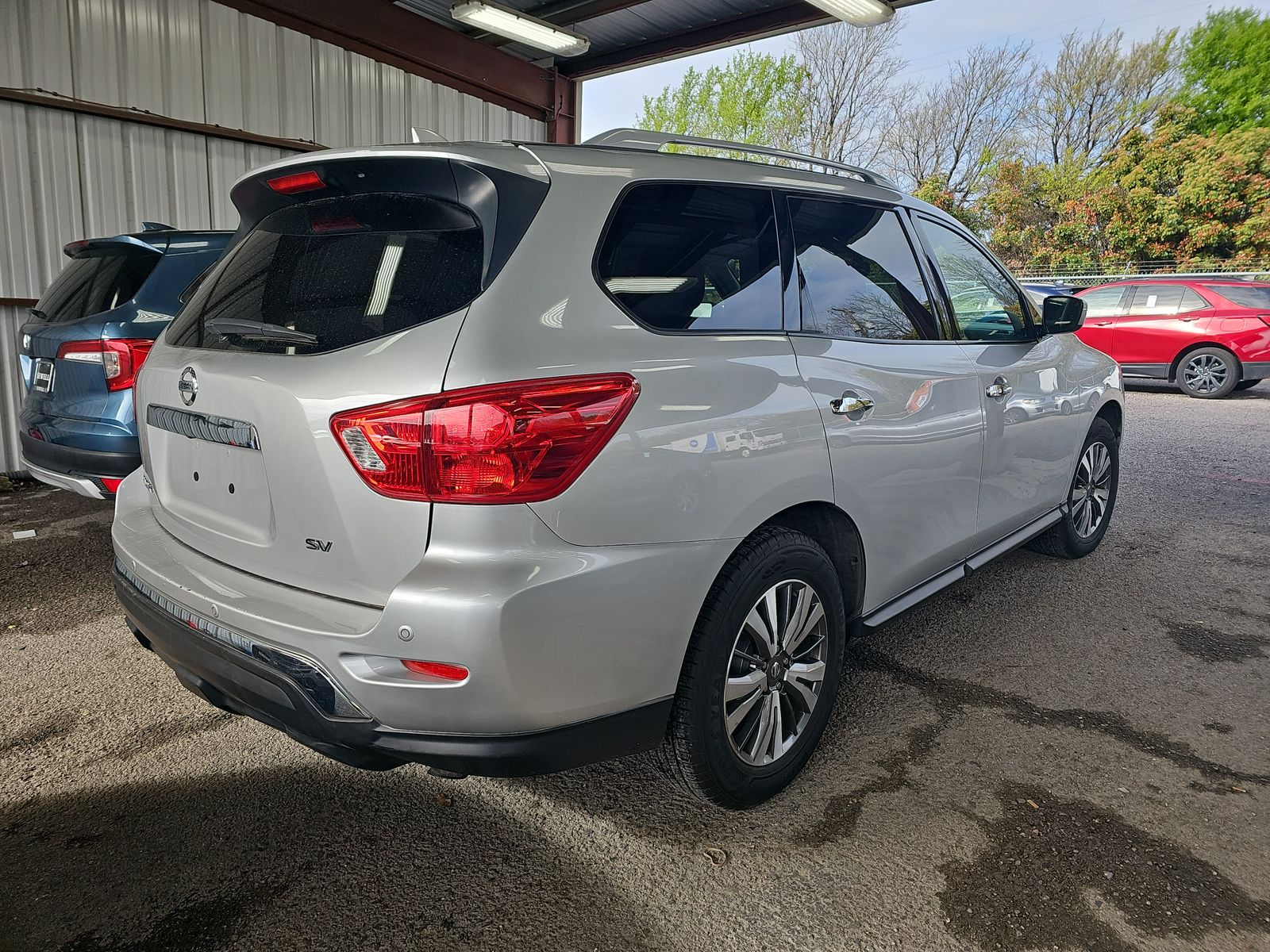 2019 Nissan Pathfinder SV FWD