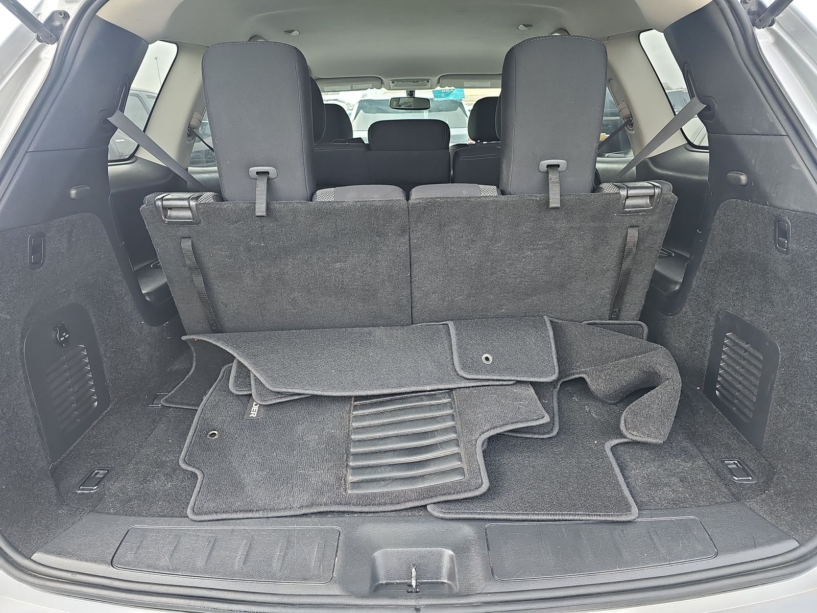2019 Nissan Pathfinder SV FWD