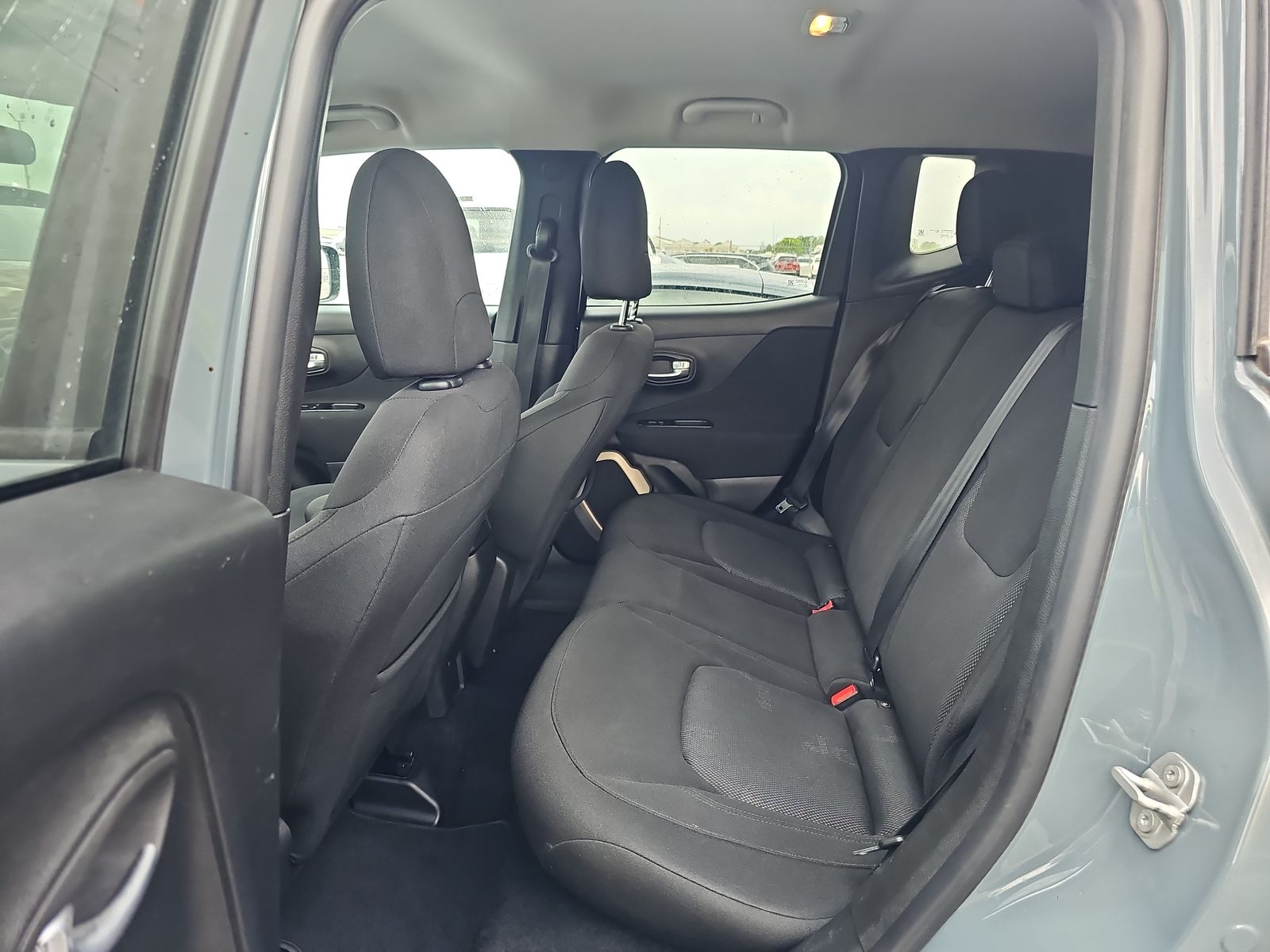 2017 Jeep Renegade Latitude FWD
