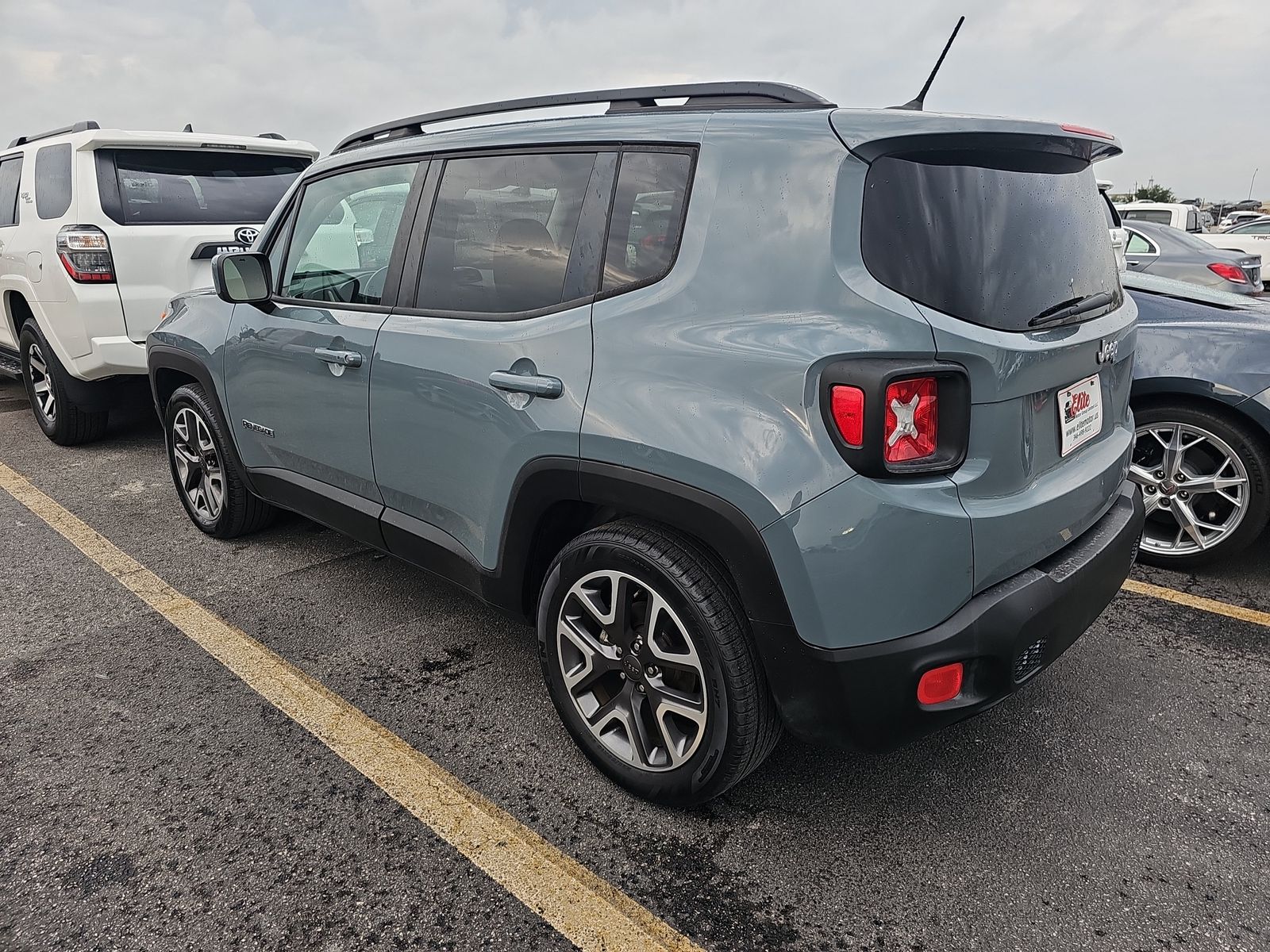 2017 Jeep Renegade Latitude FWD
