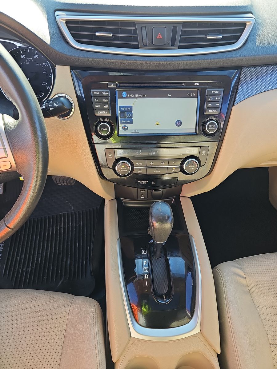 2016 Nissan Rogue SL FWD