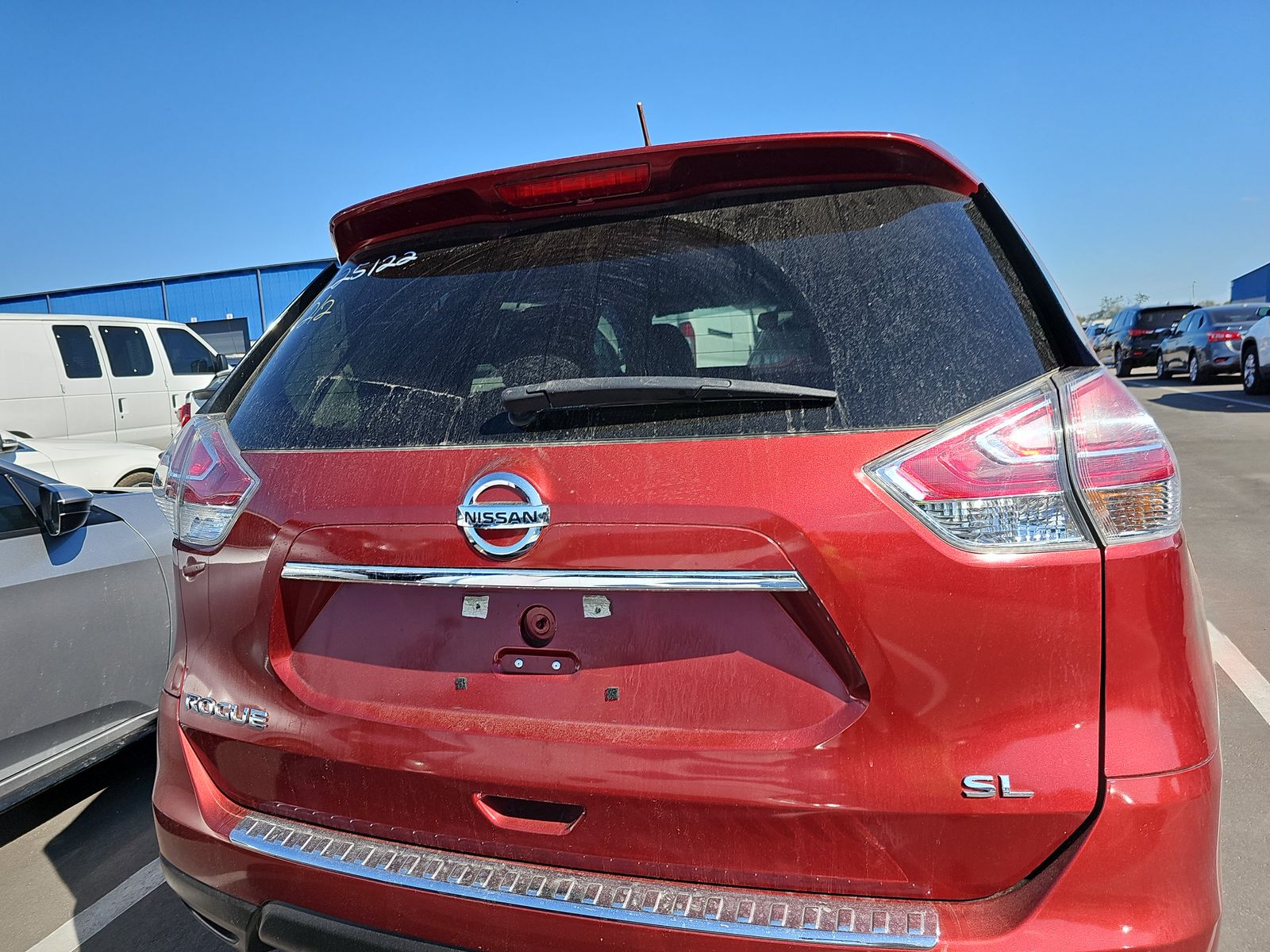 2016 Nissan Rogue SL FWD