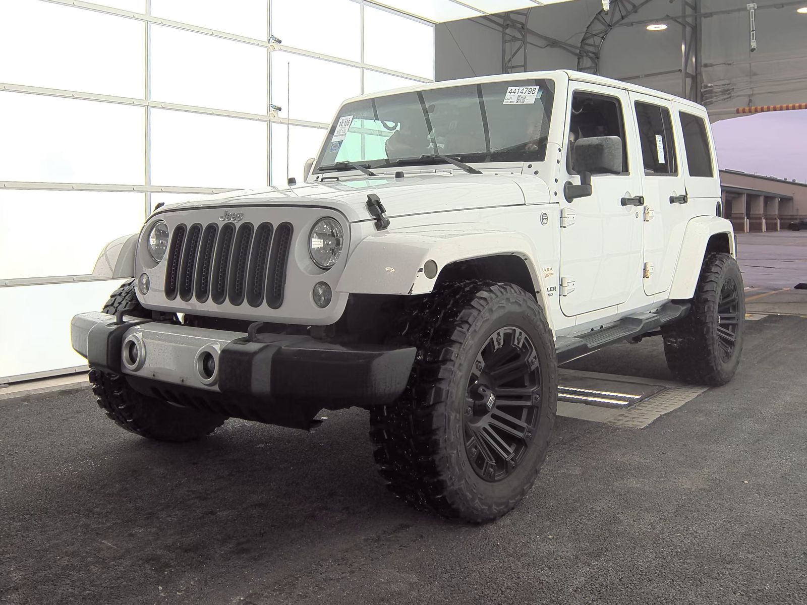 2015 Jeep Wrangler Unlimited Sahara AWD