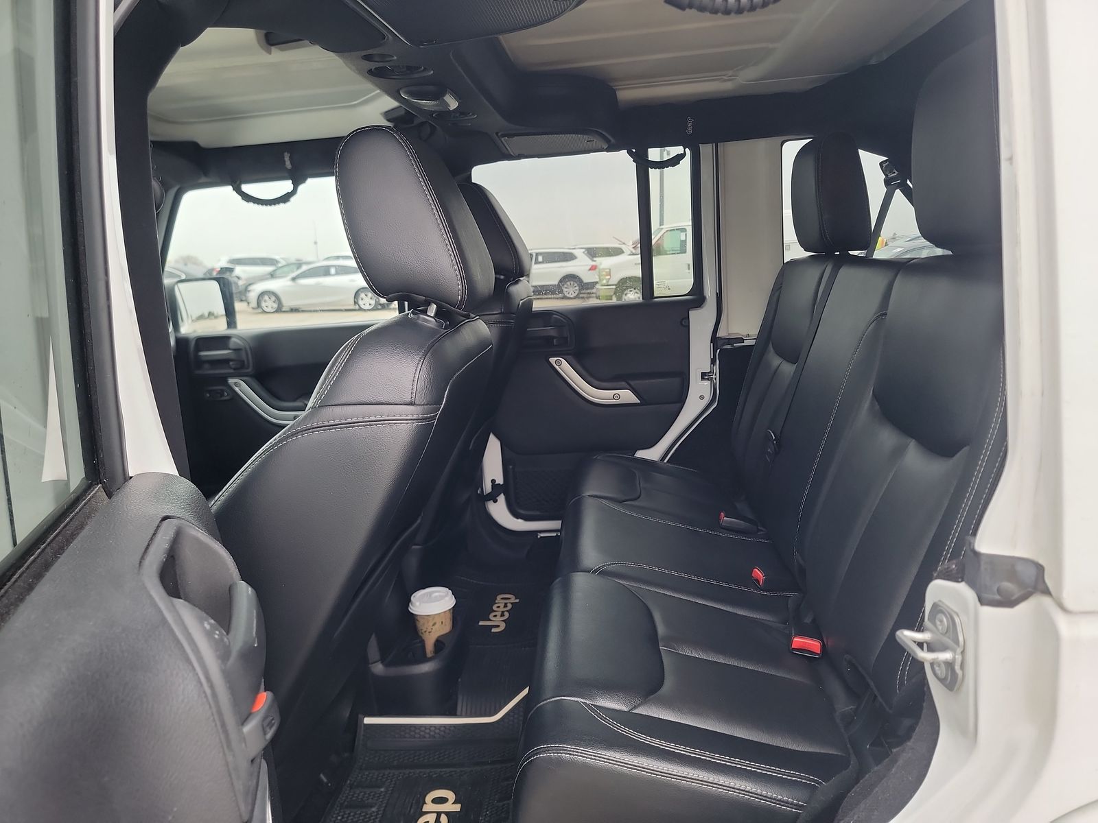 2015 Jeep Wrangler Unlimited Sahara AWD