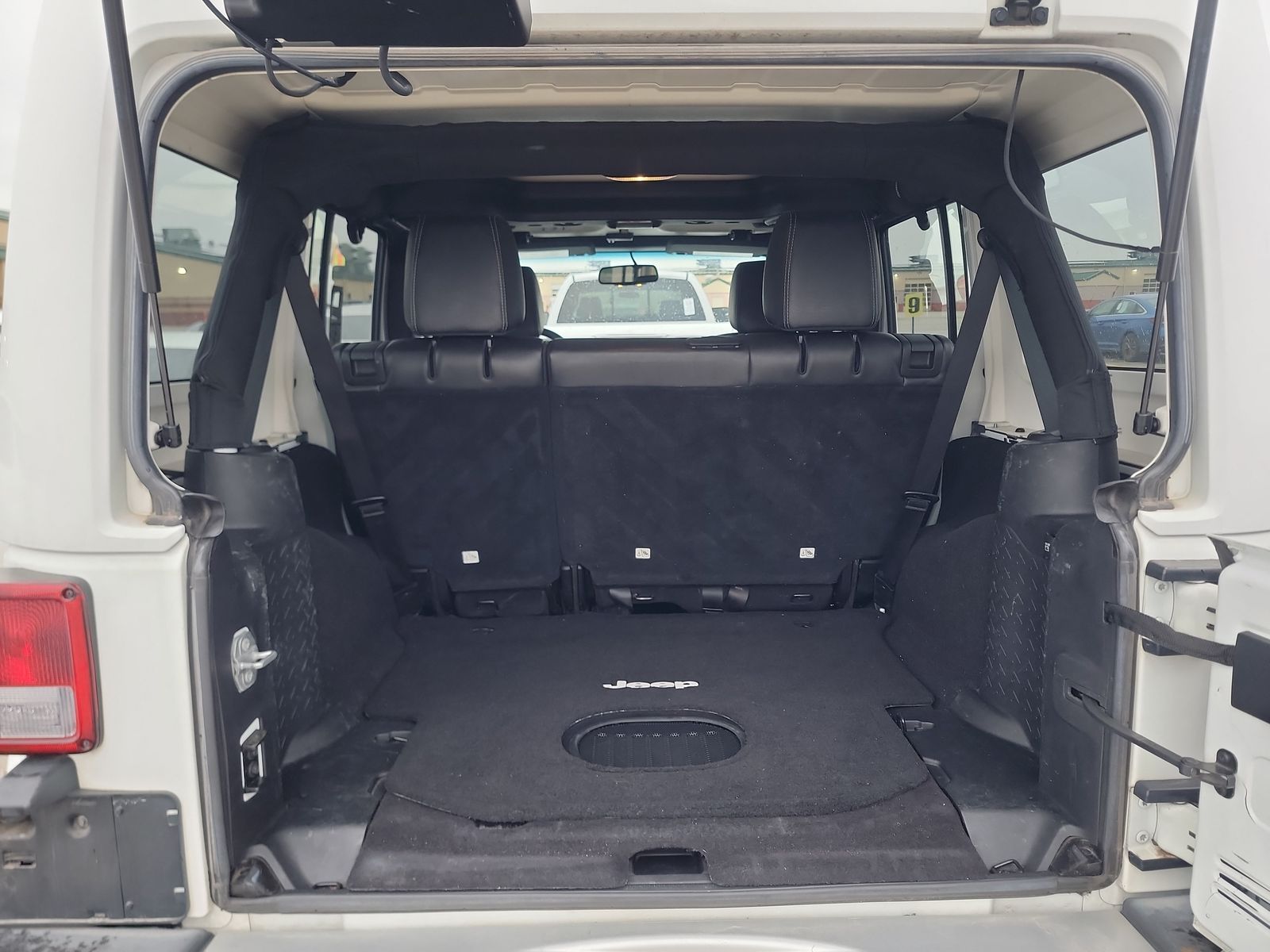 2015 Jeep Wrangler Unlimited Sahara AWD