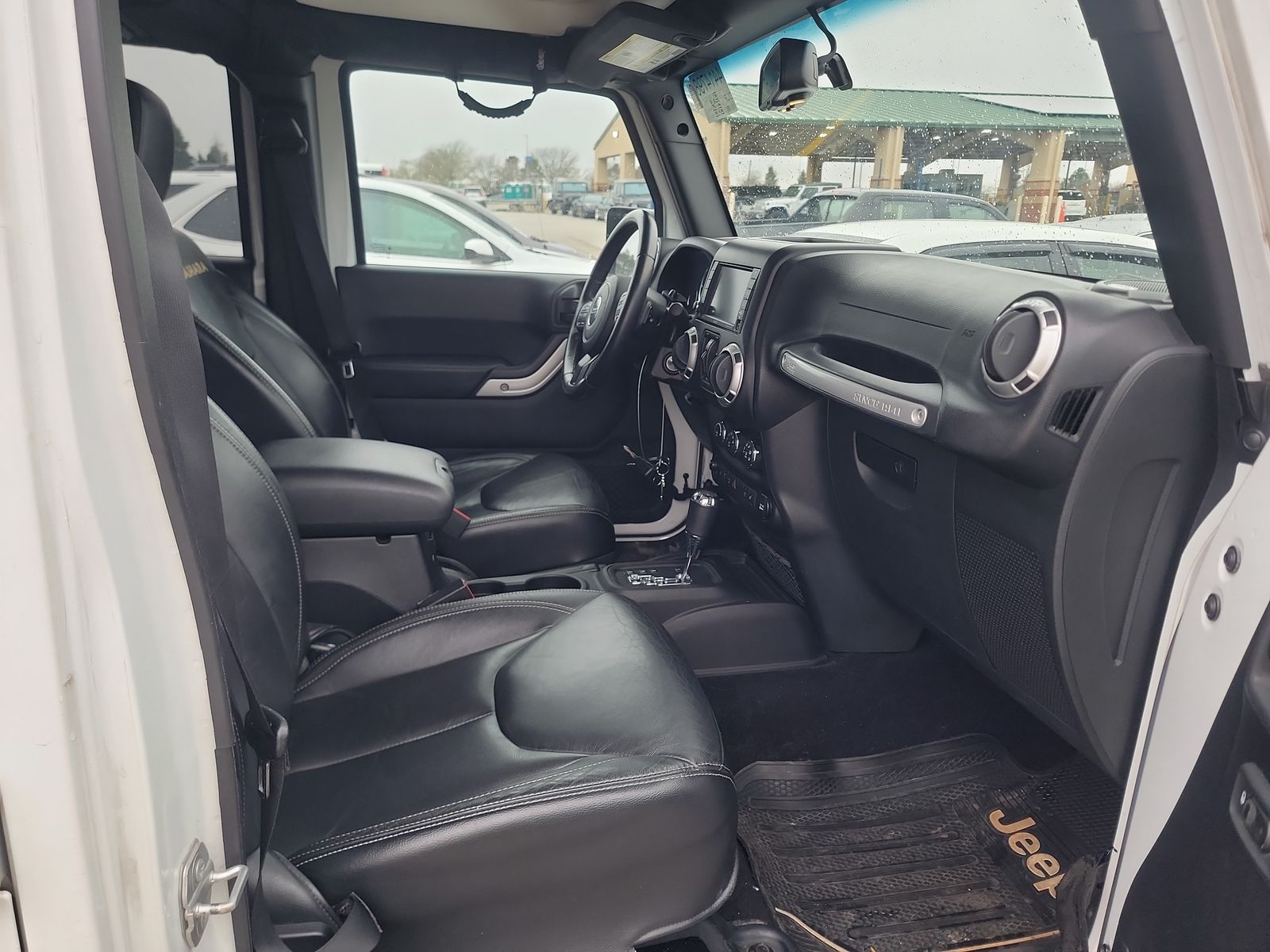 2015 Jeep Wrangler Unlimited Sahara AWD