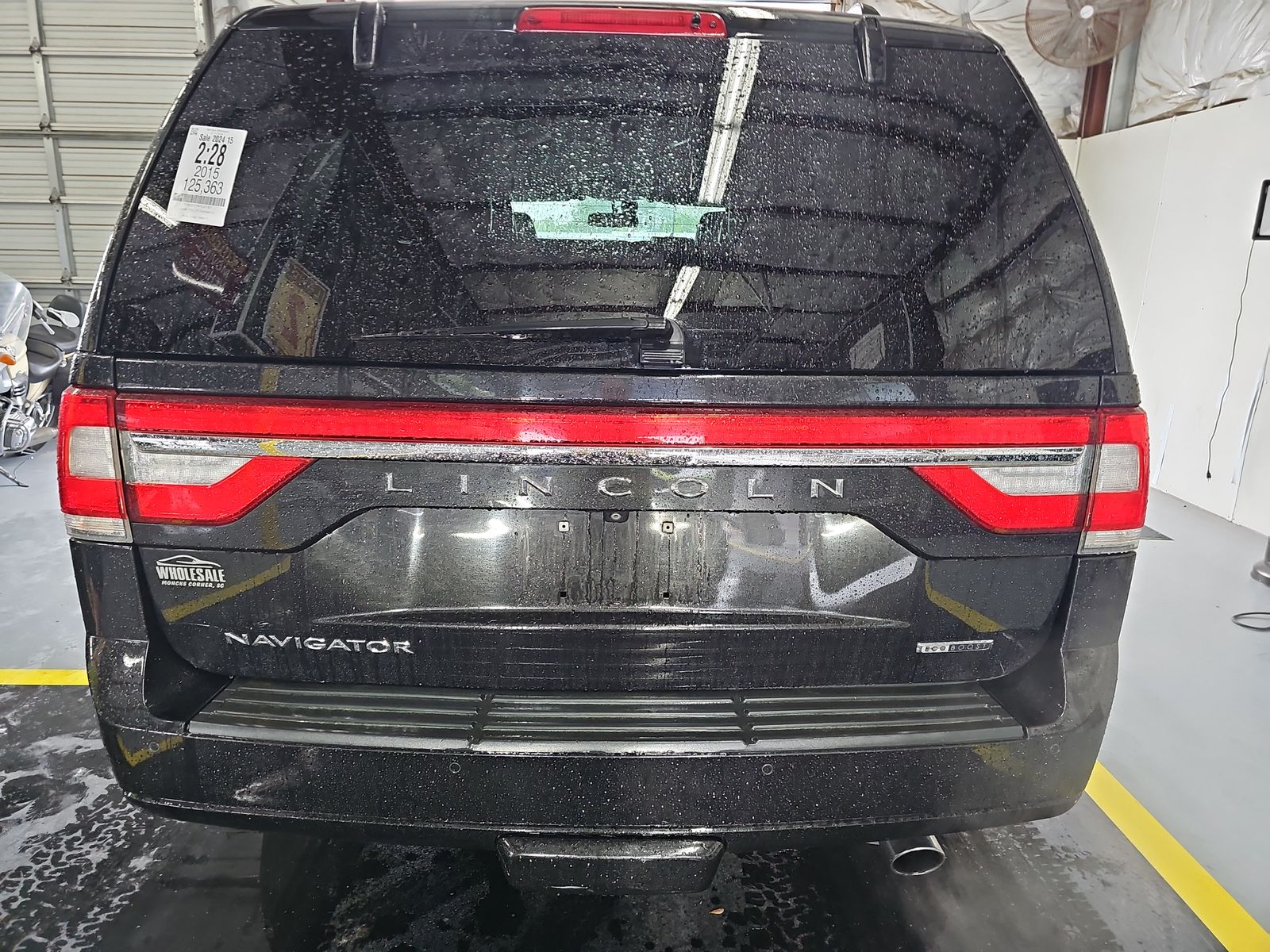 2015 Lincoln Navigator Base RWD