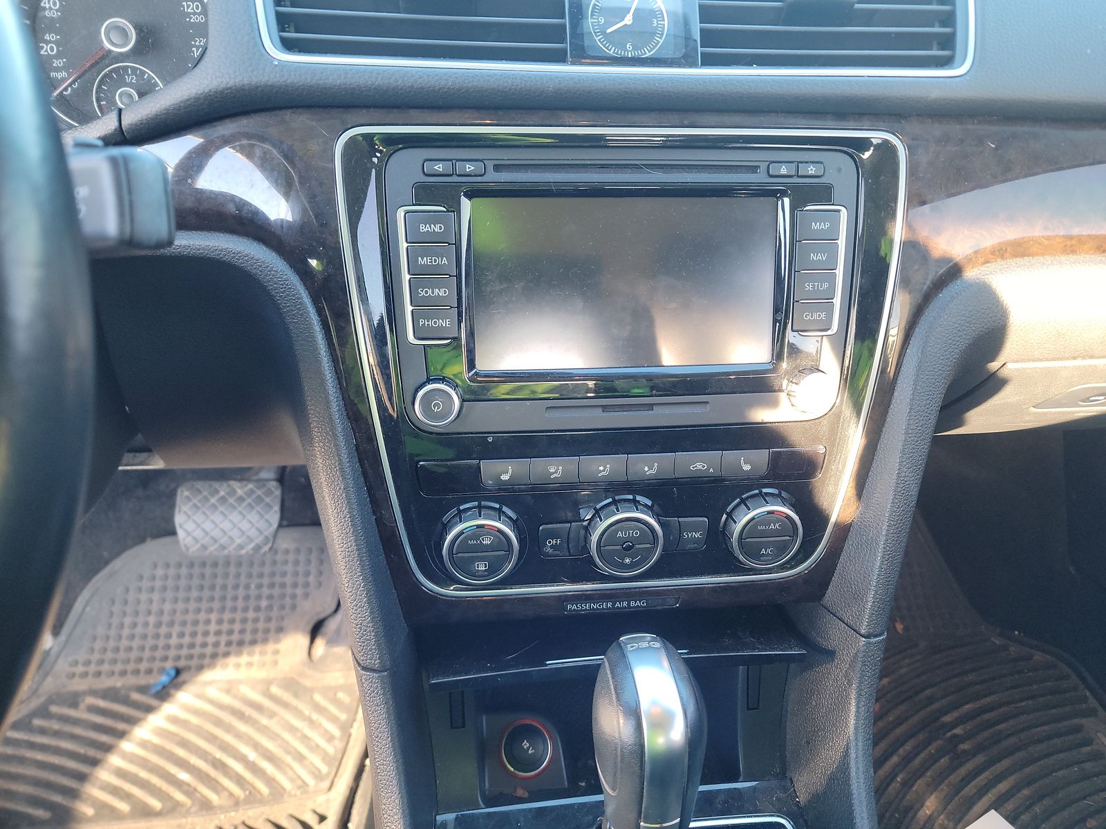 2014 Volkswagen Passat 2.0L TDI SEL Premium FWD