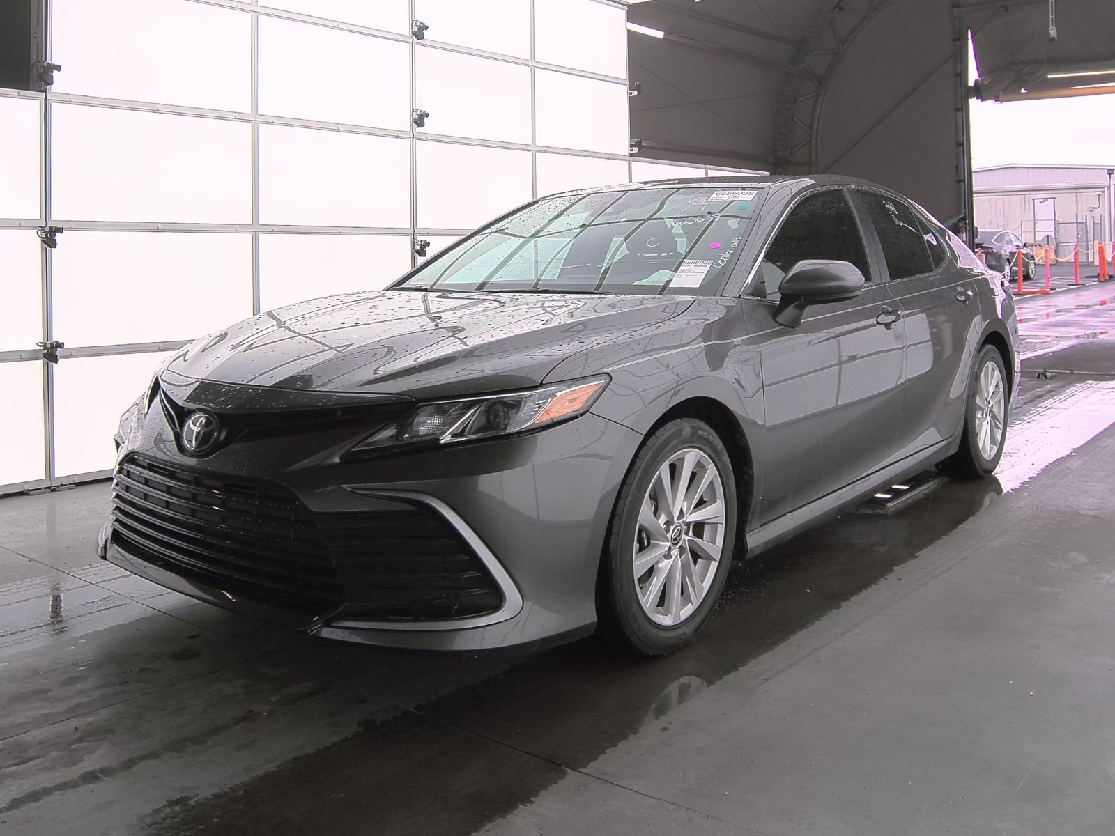 2022 Toyota Camry LE FWD