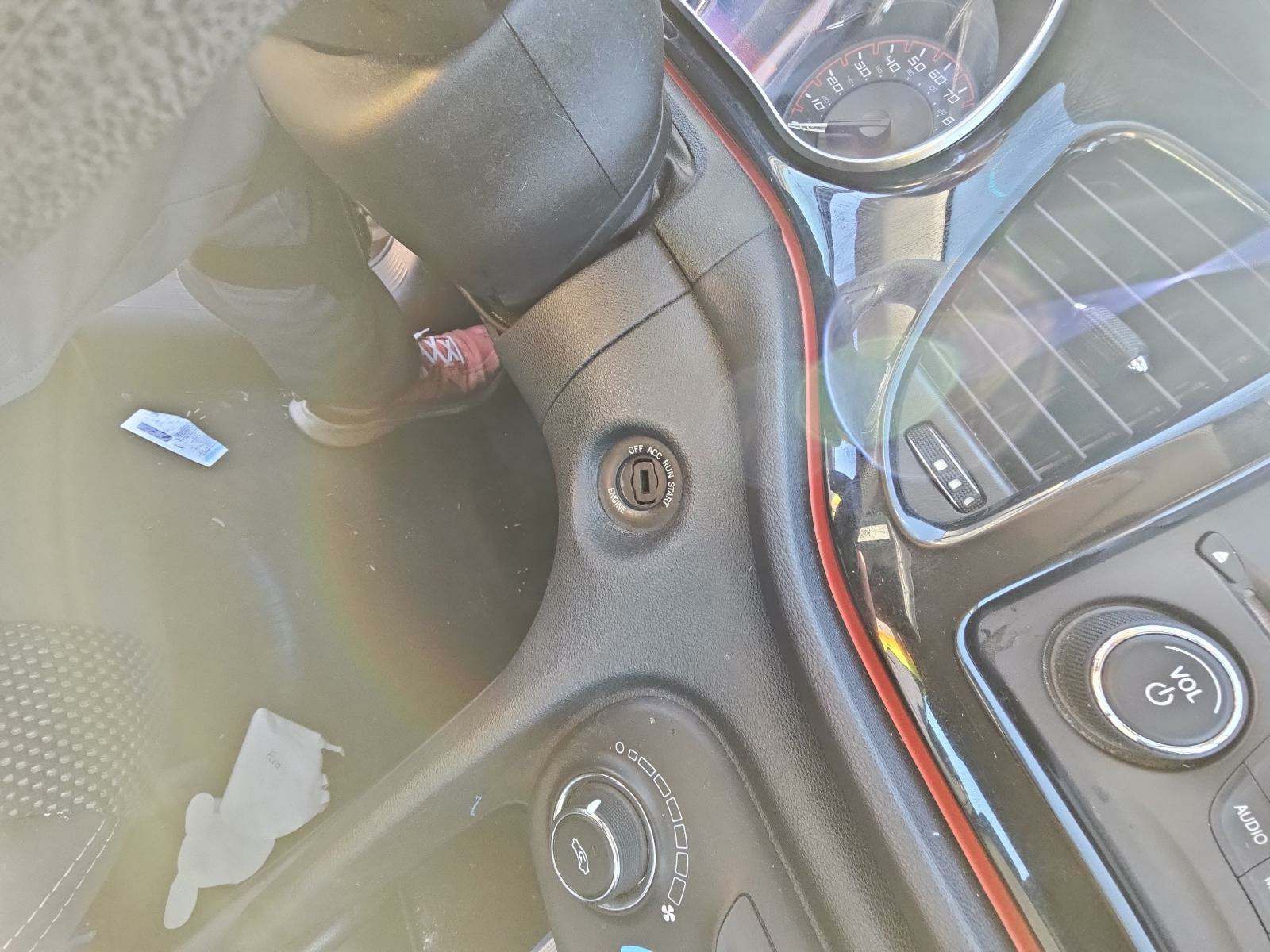 2015 Dodge Dart SXT FWD